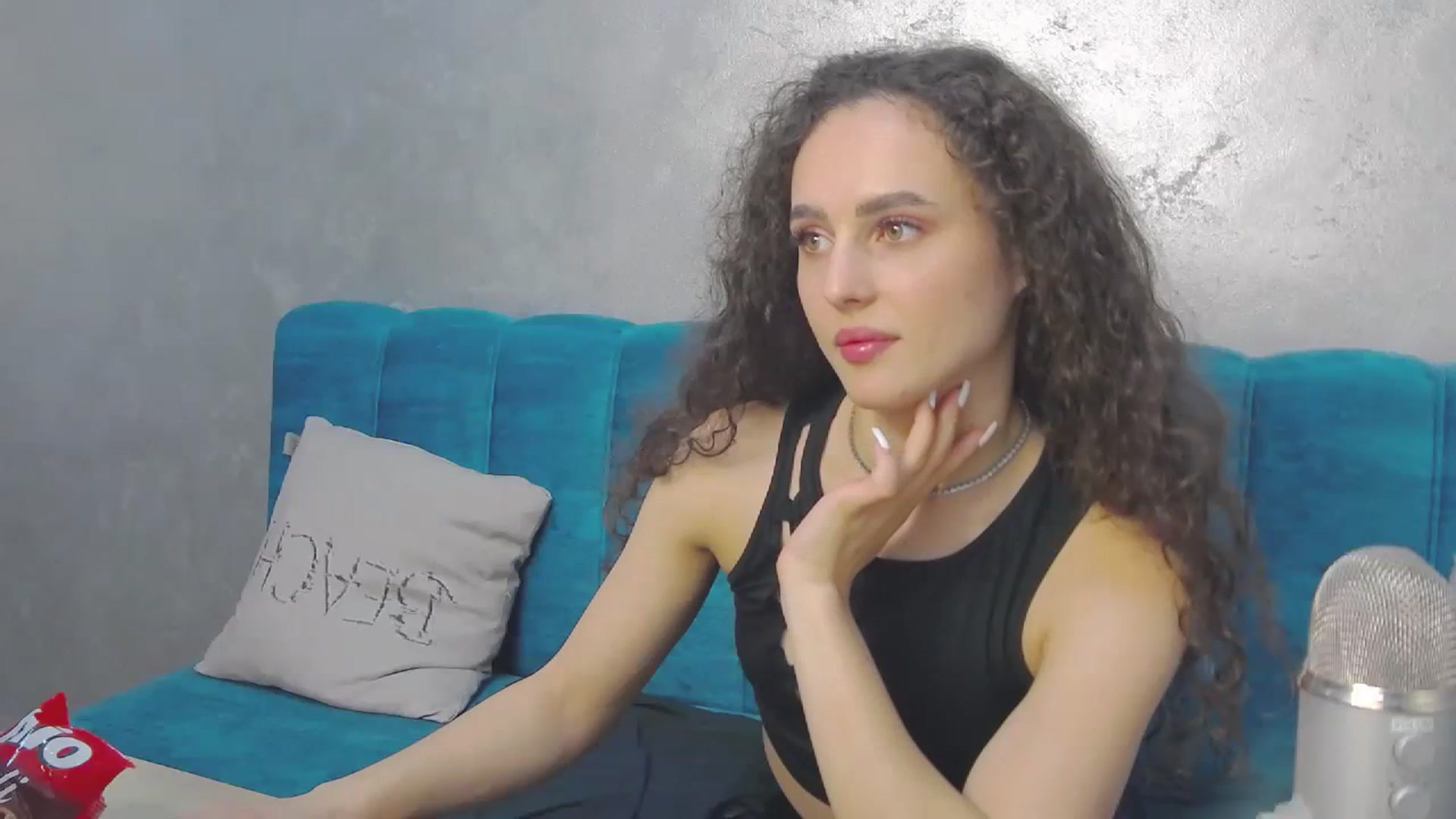 Gallery image thumbnail from Rikki's myfreecams stream on, 01/25/2024, 17:23 image 18 of 20