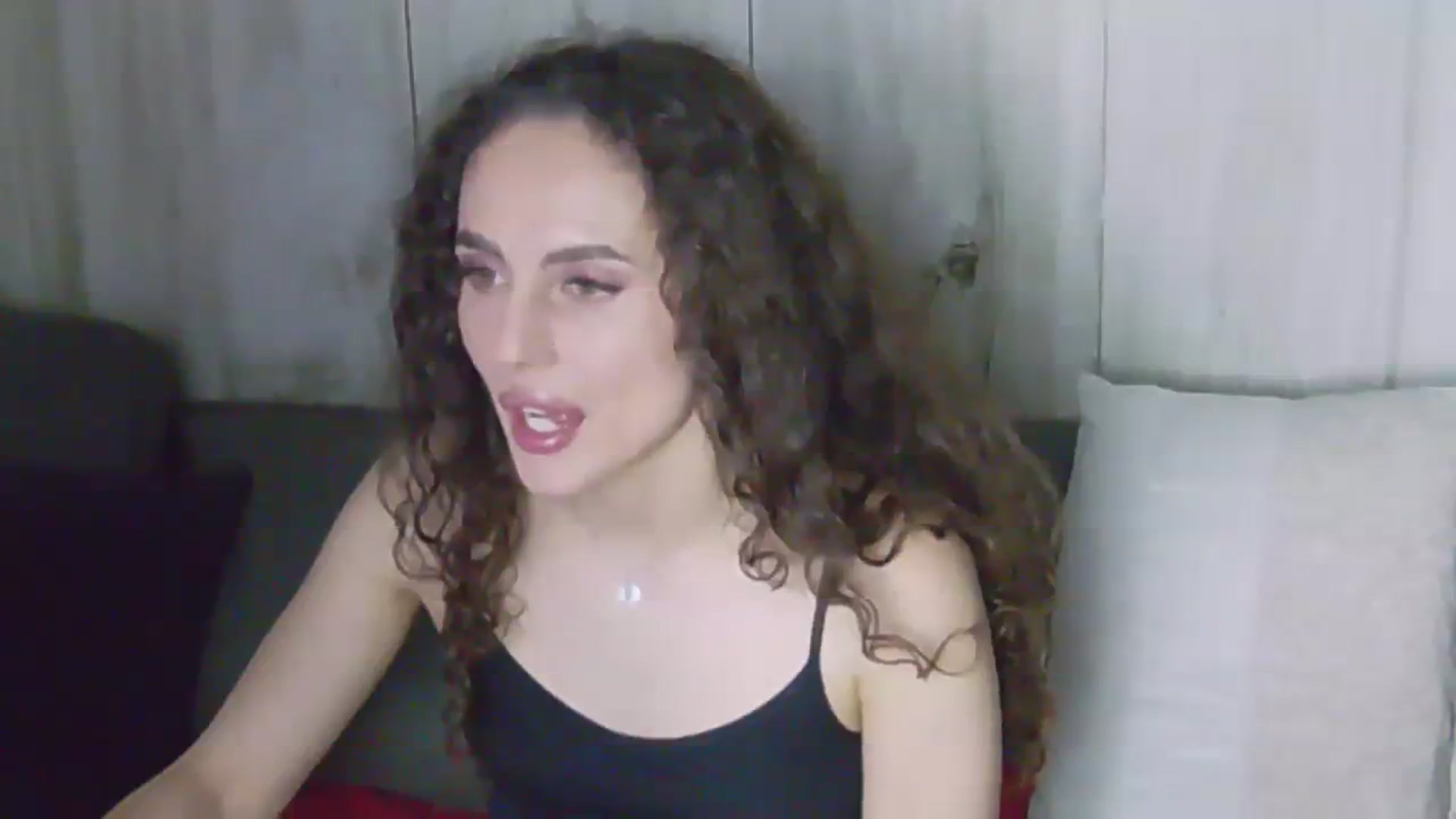 Gallery image thumbnail from Rikki's myfreecams stream on, 03/25/2024, 21:59 image 20 of 20