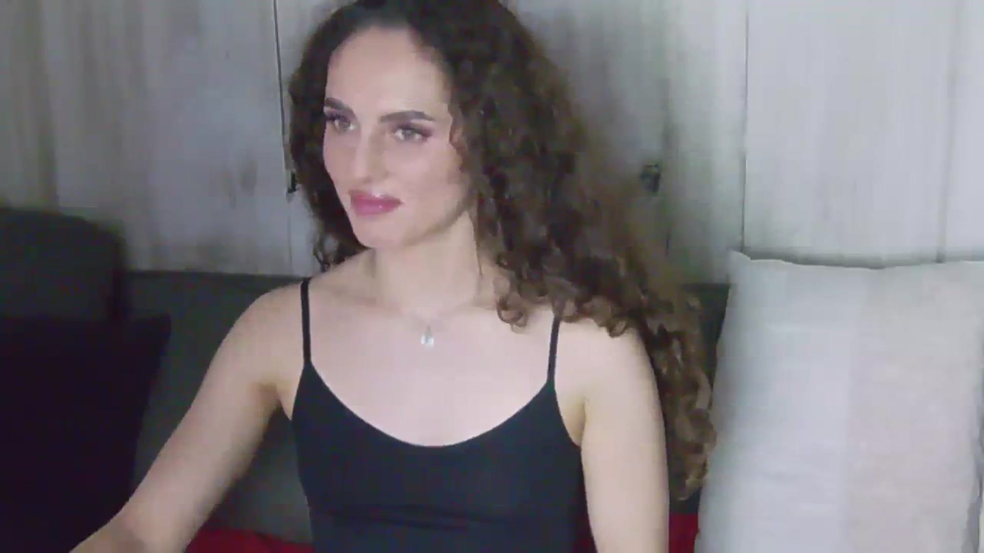Gallery image thumbnail from Rikki's myfreecams stream on, 03/25/2024, 21:59 image 2 of 20