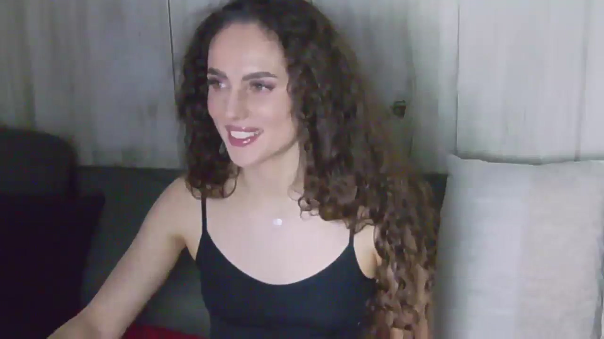 Gallery image thumbnail from Rikki's myfreecams stream on, 03/25/2024, 21:59 image 11 of 20