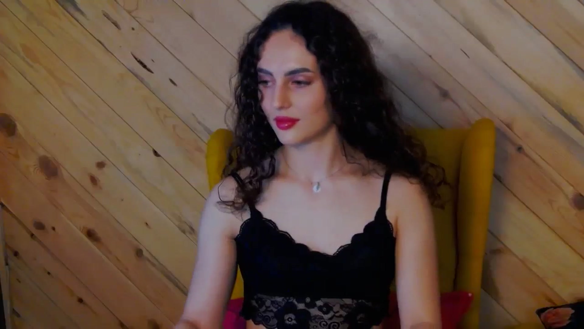 Gallery image thumbnail from Rikki's myfreecams stream on, 03/26/2024, 21:38 image 11 of 20