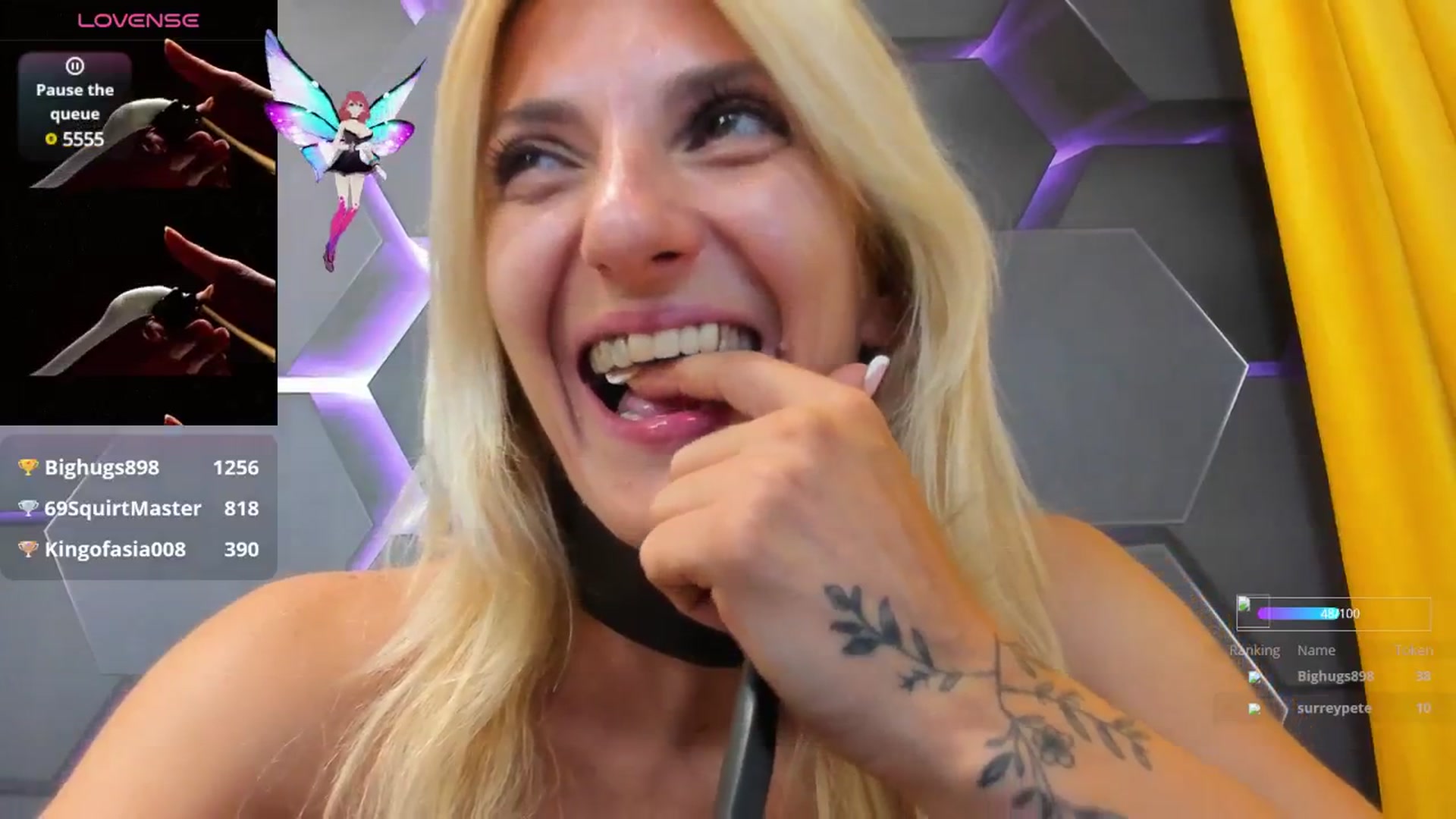 Gallery image thumbnail from RileyLanna's myfreecams stream on, 08/03/2025, 11:35 image 12 of 20