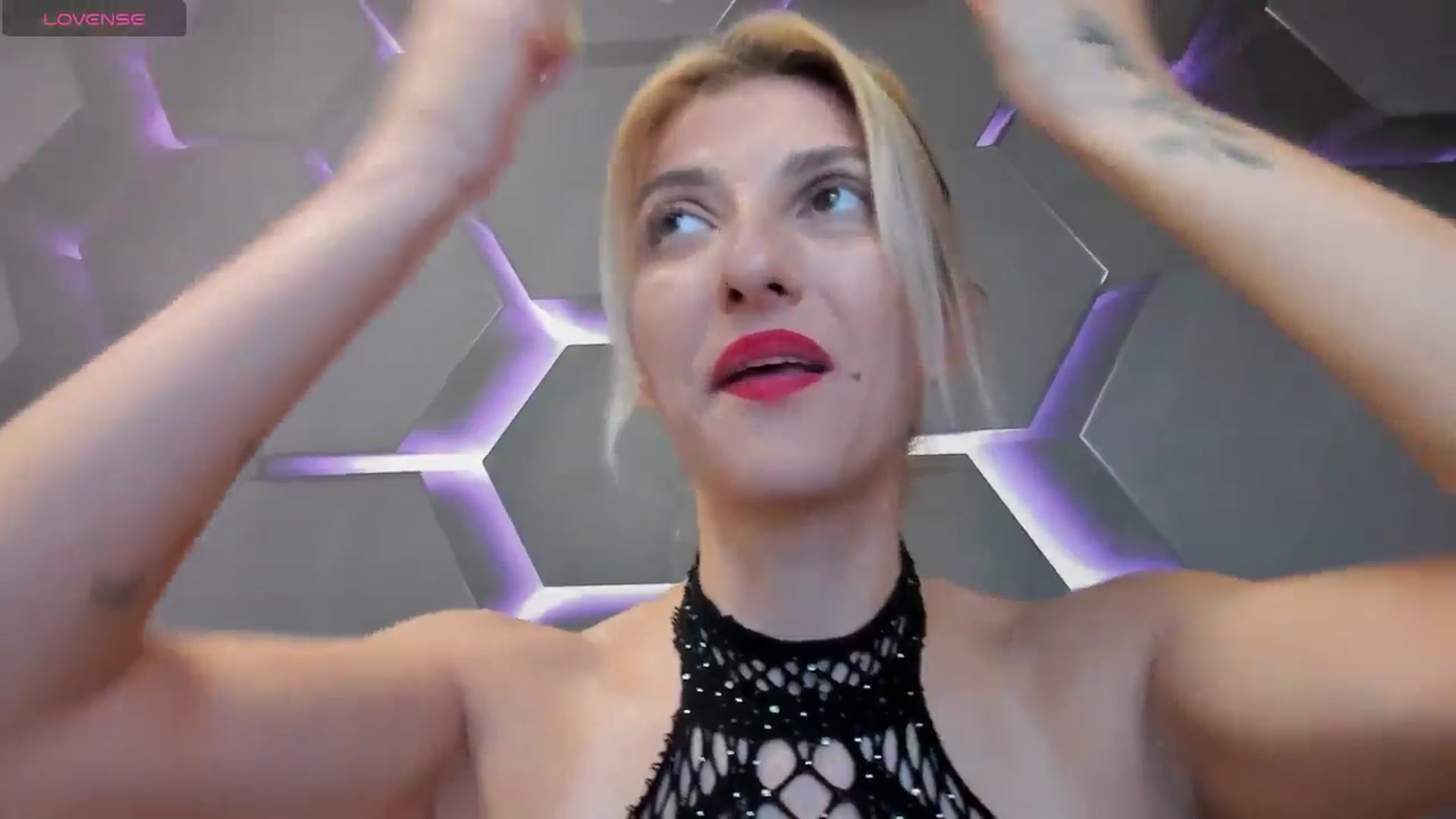 Gallery image thumbnail from RileyLanna's myfreecams stream on, 08/31/2025, 10:44 image 9 of 20