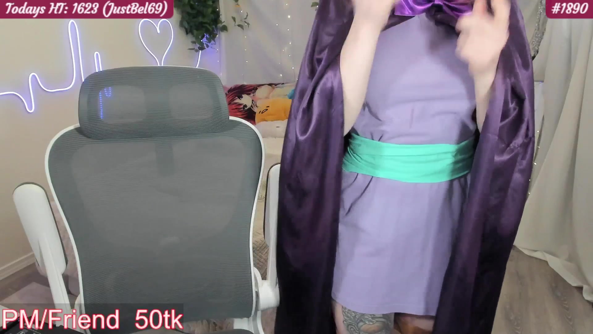 Gallery image thumbnail from RileyOh's myfreecams stream on, 03/19/2026, 06:05 image 11 of 20