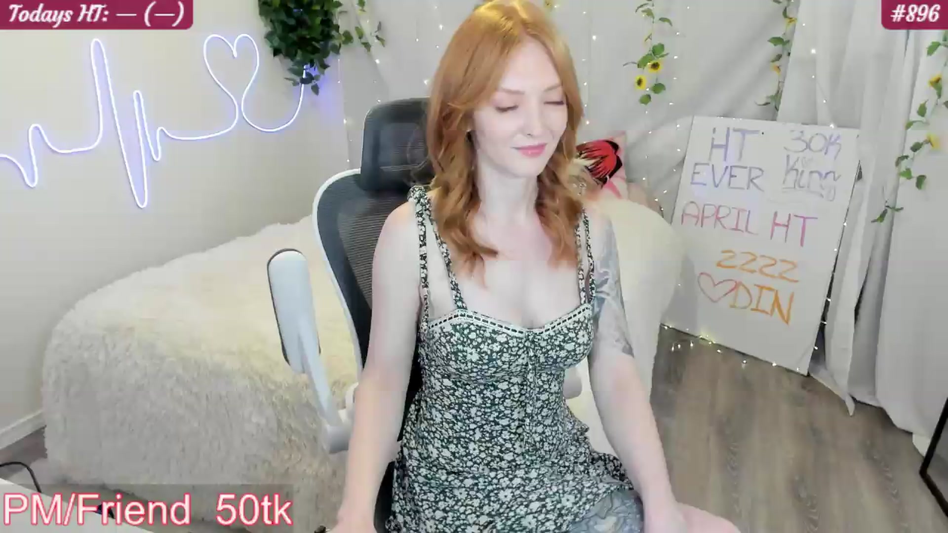 Gallery image thumbnail from RileyOh's myfreecams stream on, 04/22/2026, 03:37 image 1 of 20