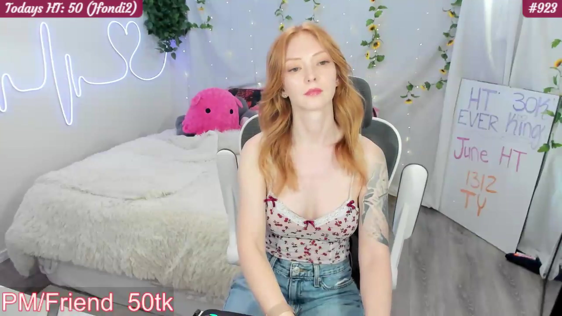Gallery image thumbnail from RileyOh's myfreecams stream on, 07/01/2026, 24:02 image 7 of 20