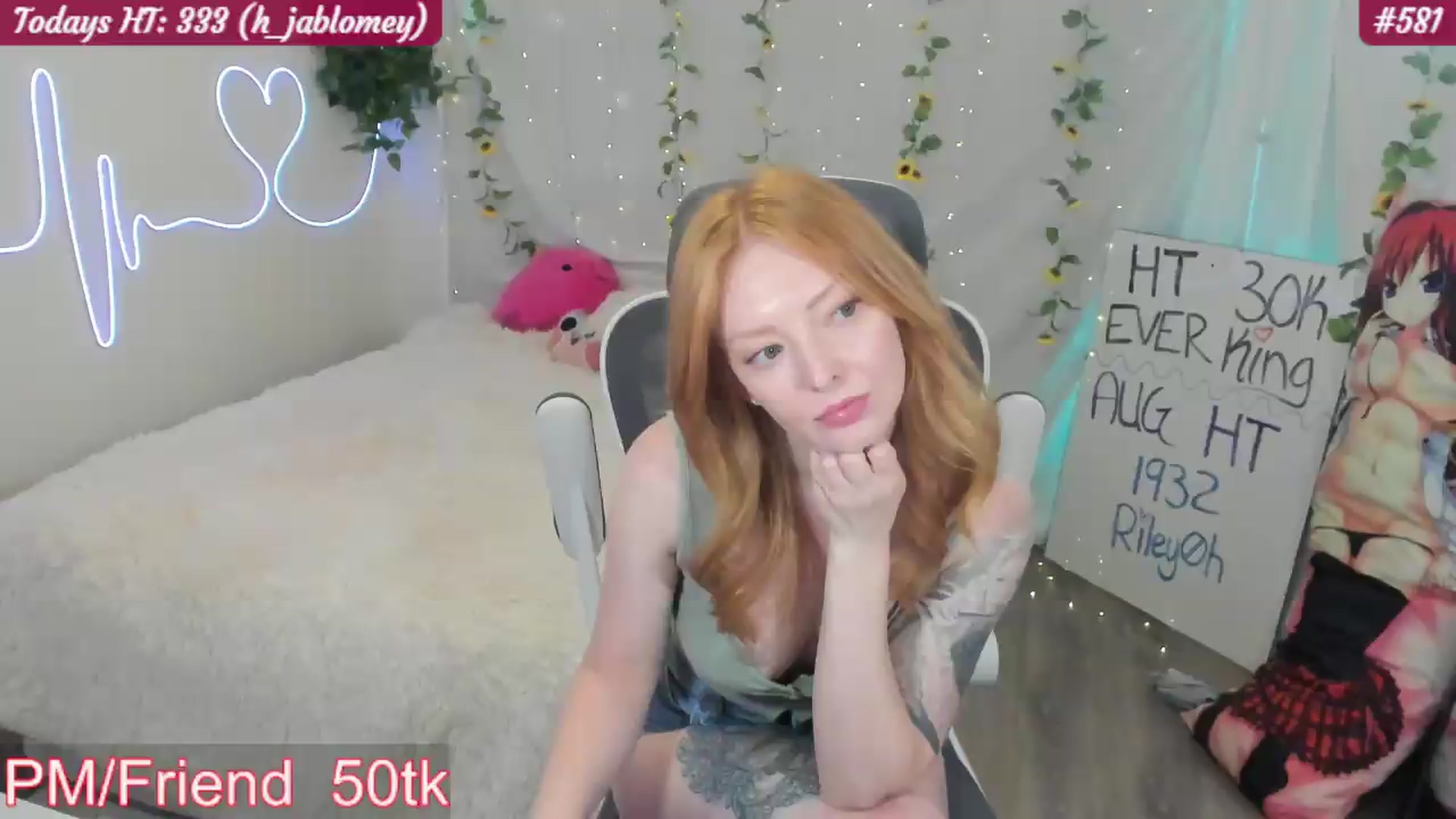 Gallery image thumbnail from RileyOh's myfreecams stream on, 08/13/2026, 05:45 image 13 of 20