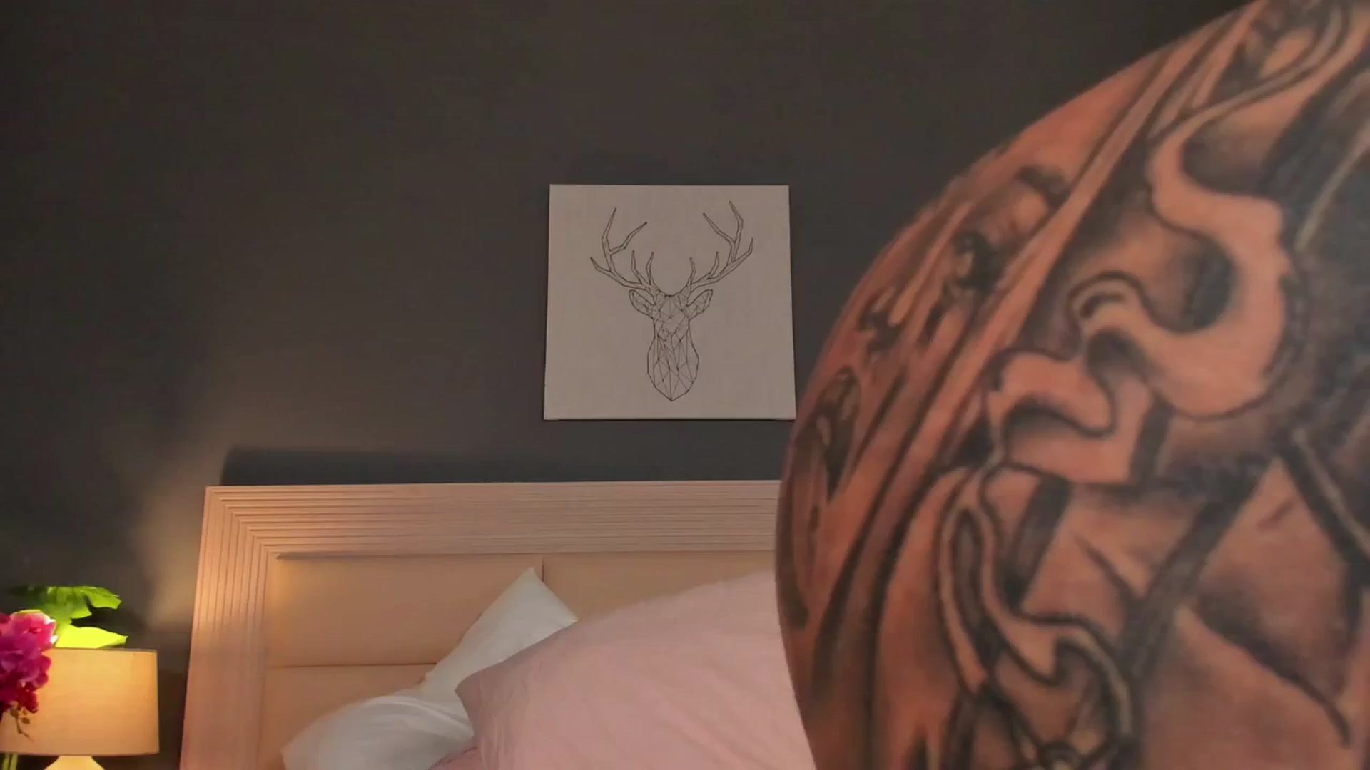 Gallery image thumbnail from RileyR33d's myfreecams stream on, 03/14/2025, 12:32 image 17 of 20