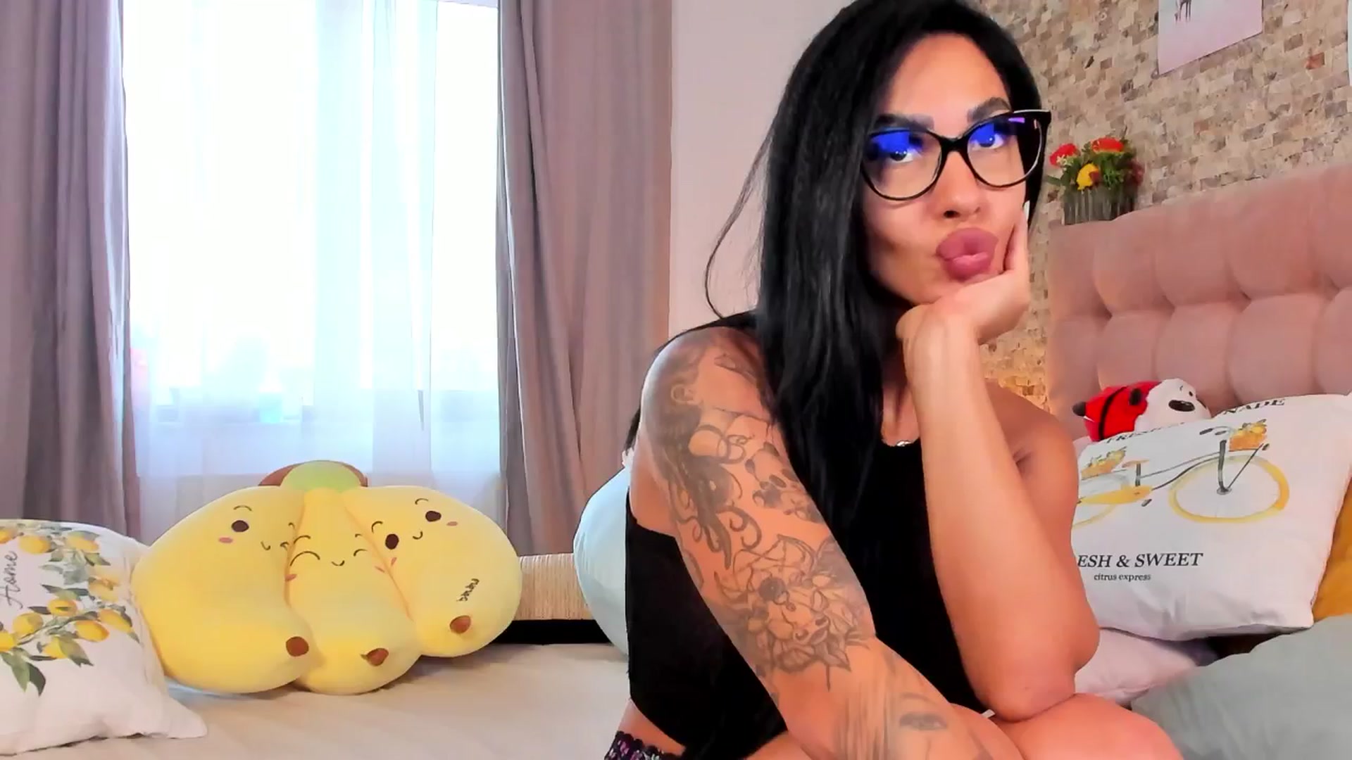 Gallery image thumbnail from RileyR33d's myfreecams stream on, 07/10/2025, 17:43 image 18 of 20