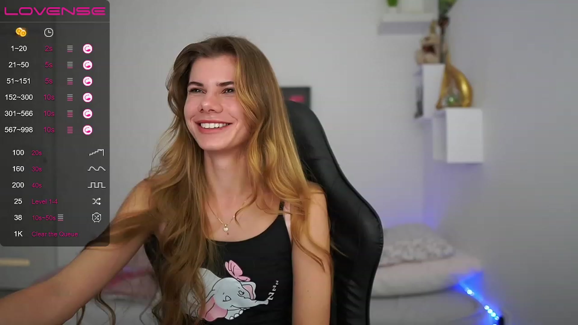 Gallery image thumbnail from RileyReid_18's myfreecams stream on, 01/25/2023, 15:30 image 3 of 20