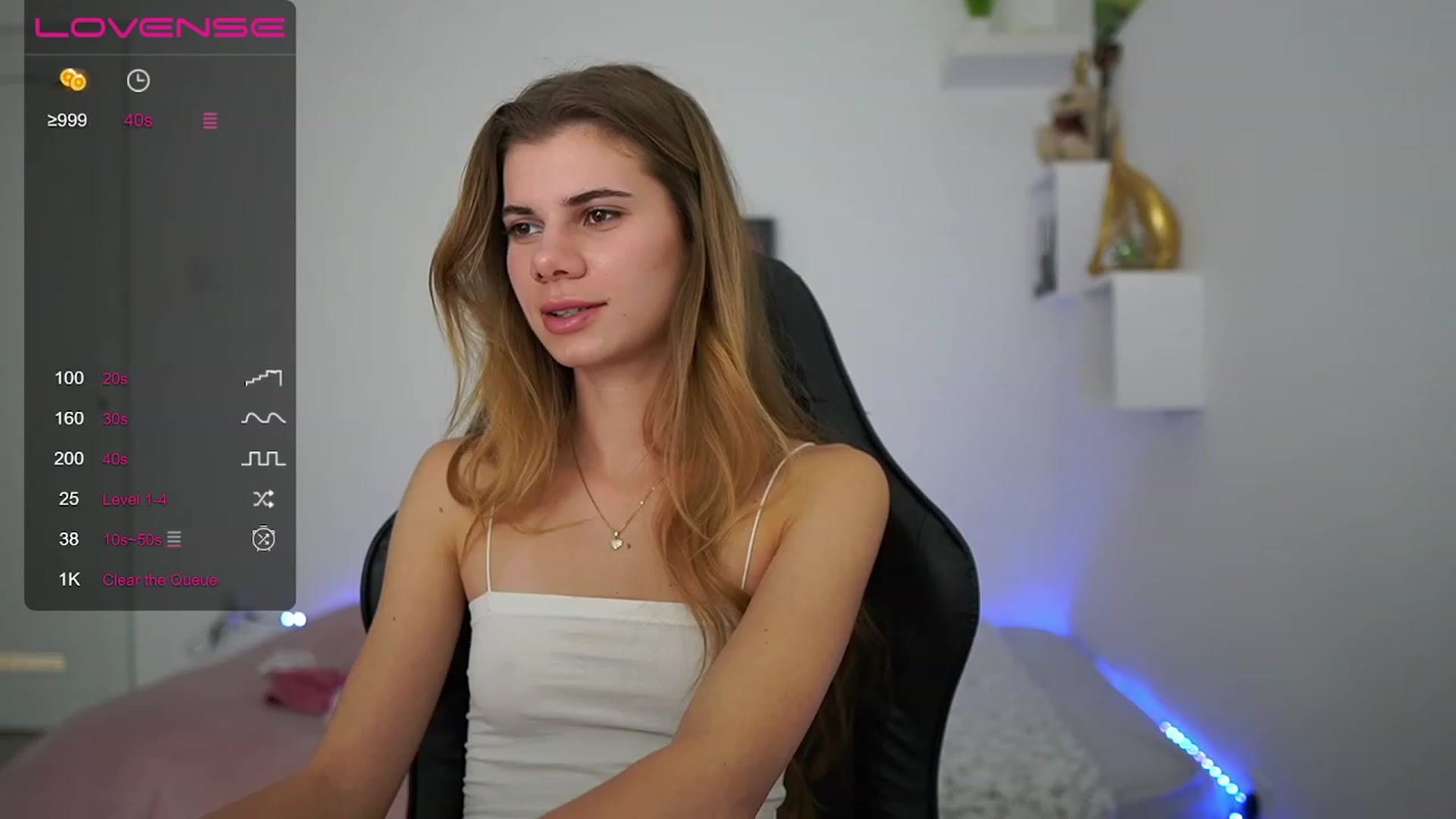 Gallery image thumbnail from RileyReid_18's myfreecams stream on, 01/27/2023, 15:31 image 9 of 20