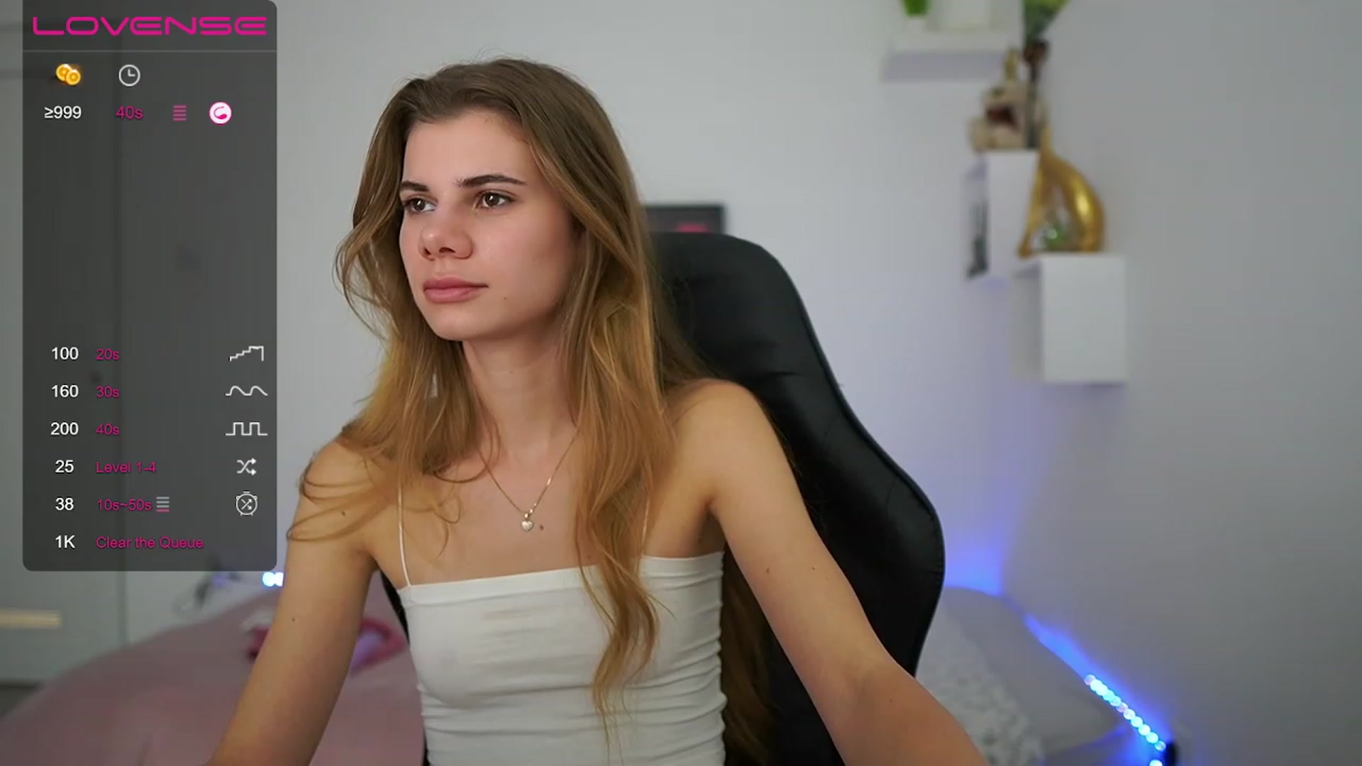 Gallery image thumbnail from RileyReid_18's myfreecams stream on, 01/27/2023, 15:31 image 19 of 20