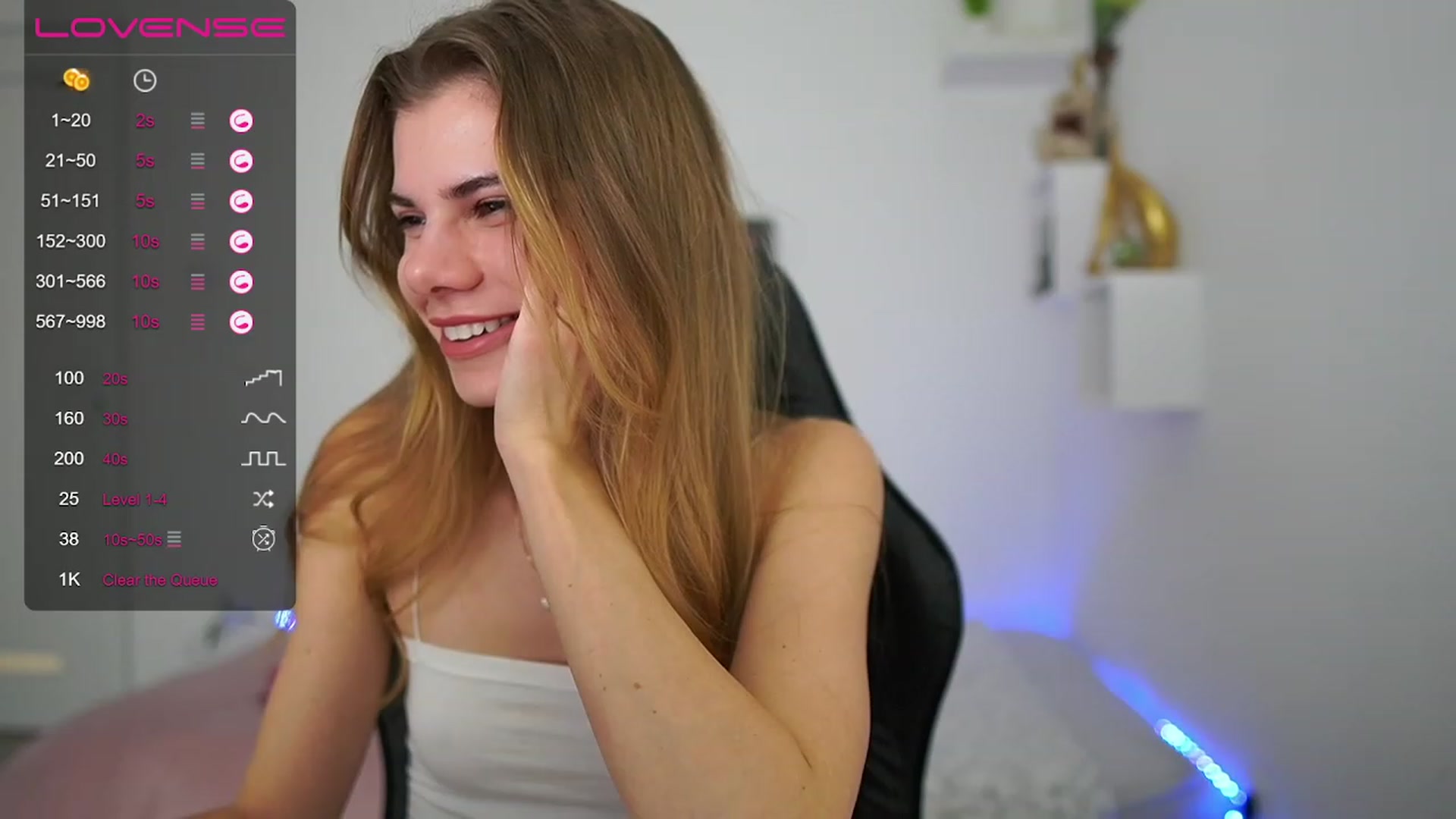 Gallery image thumbnail from RileyReid_18's myfreecams stream on, 01/27/2023, 16:19 image 20 of 20