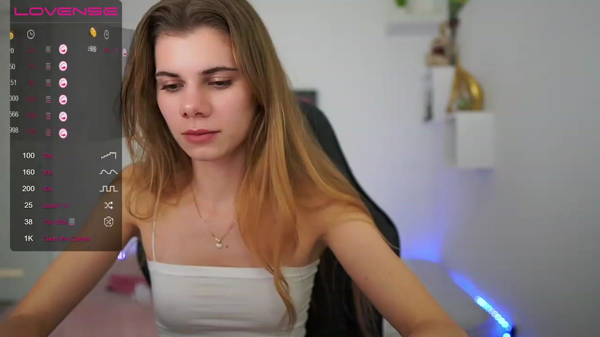 Gallery image thumbnail from RileyReid_18's myfreecams stream on, 01/27/2023, 18:01 image 18 of 20