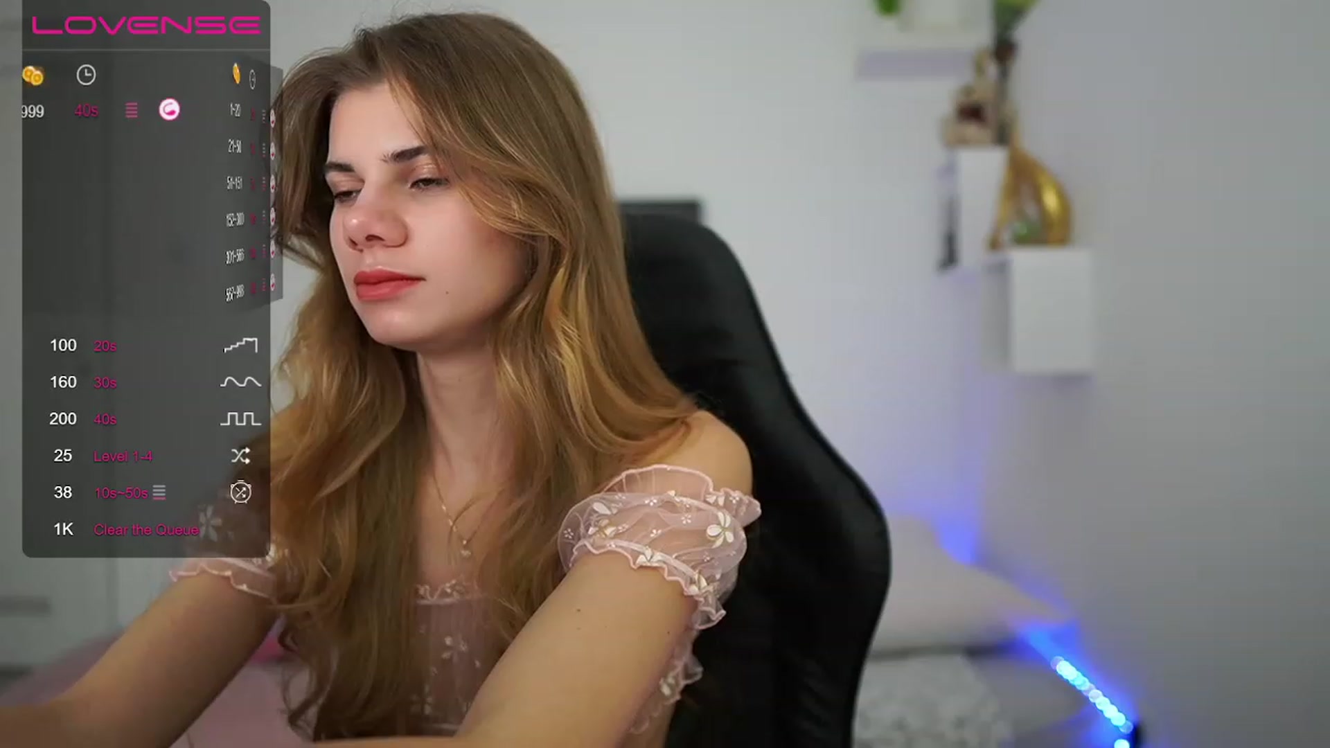 Gallery image thumbnail from RileyReid_18's myfreecams stream on, 01/28/2023, 15:01 image 6 of 20