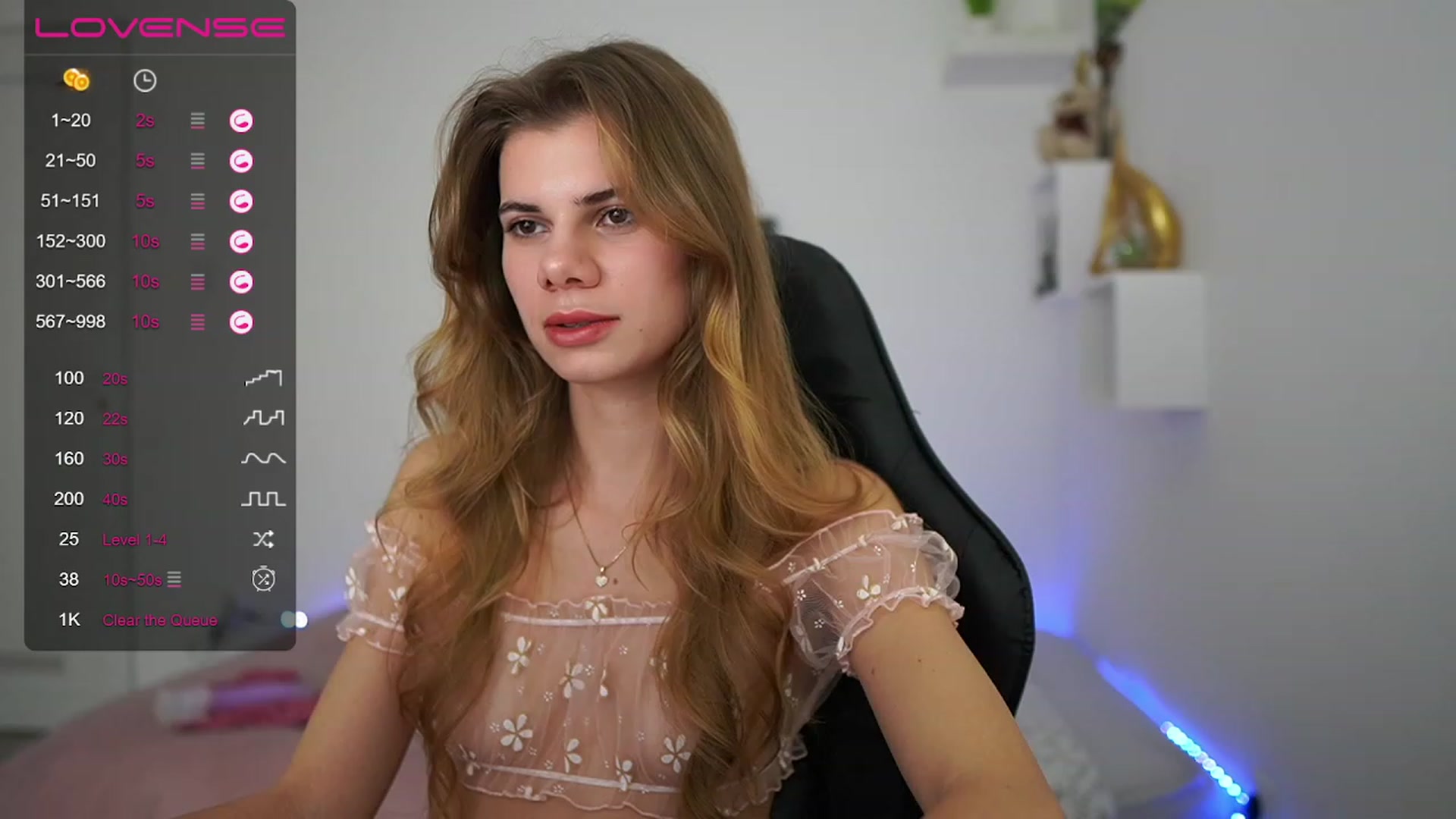 Gallery image thumbnail from RileyReid_18's myfreecams stream on, 01/28/2023, 16:33 image 6 of 20