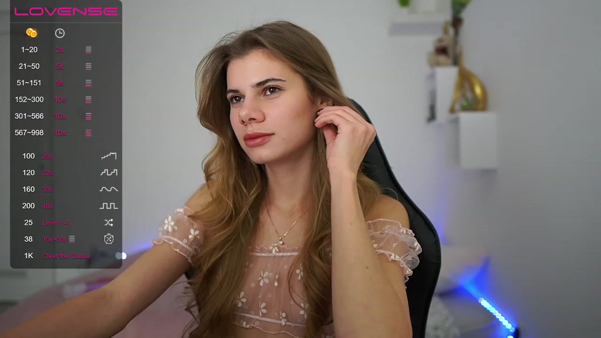 Gallery image thumbnail from RileyReid_18's myfreecams stream on, 01/28/2023, 18:10 image 1 of 20