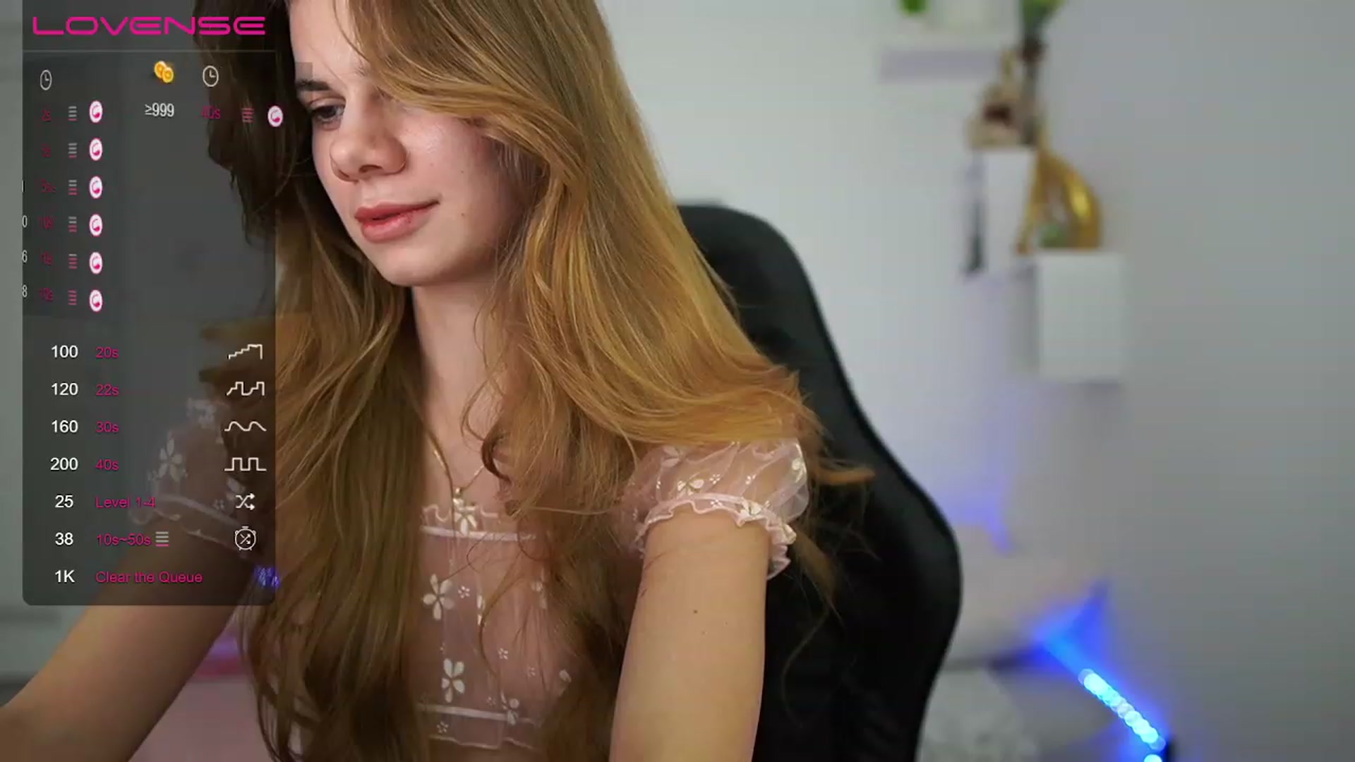 Gallery image thumbnail from RileyReid_18's myfreecams stream on, 01/28/2023, 18:10 image 13 of 20