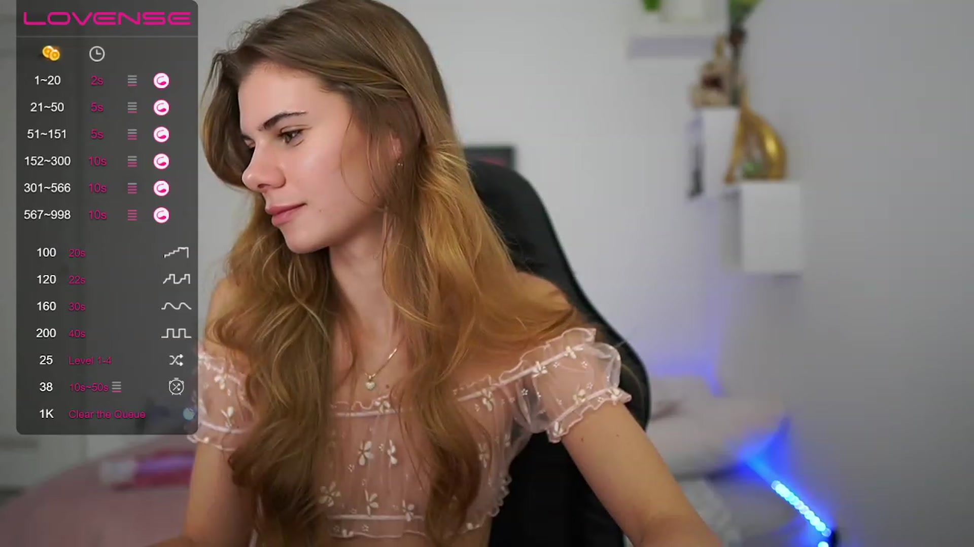 Gallery image thumbnail from RileyReid_18's myfreecams stream on, 01/28/2023, 19:01 image 20 of 20