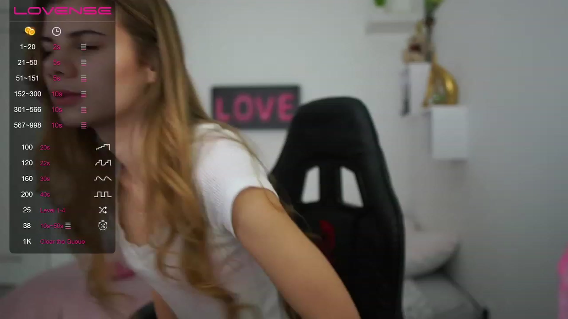 Gallery image thumbnail from RileyReid_18's myfreecams stream on, 01/29/2023, 11:25 image 7 of 20
