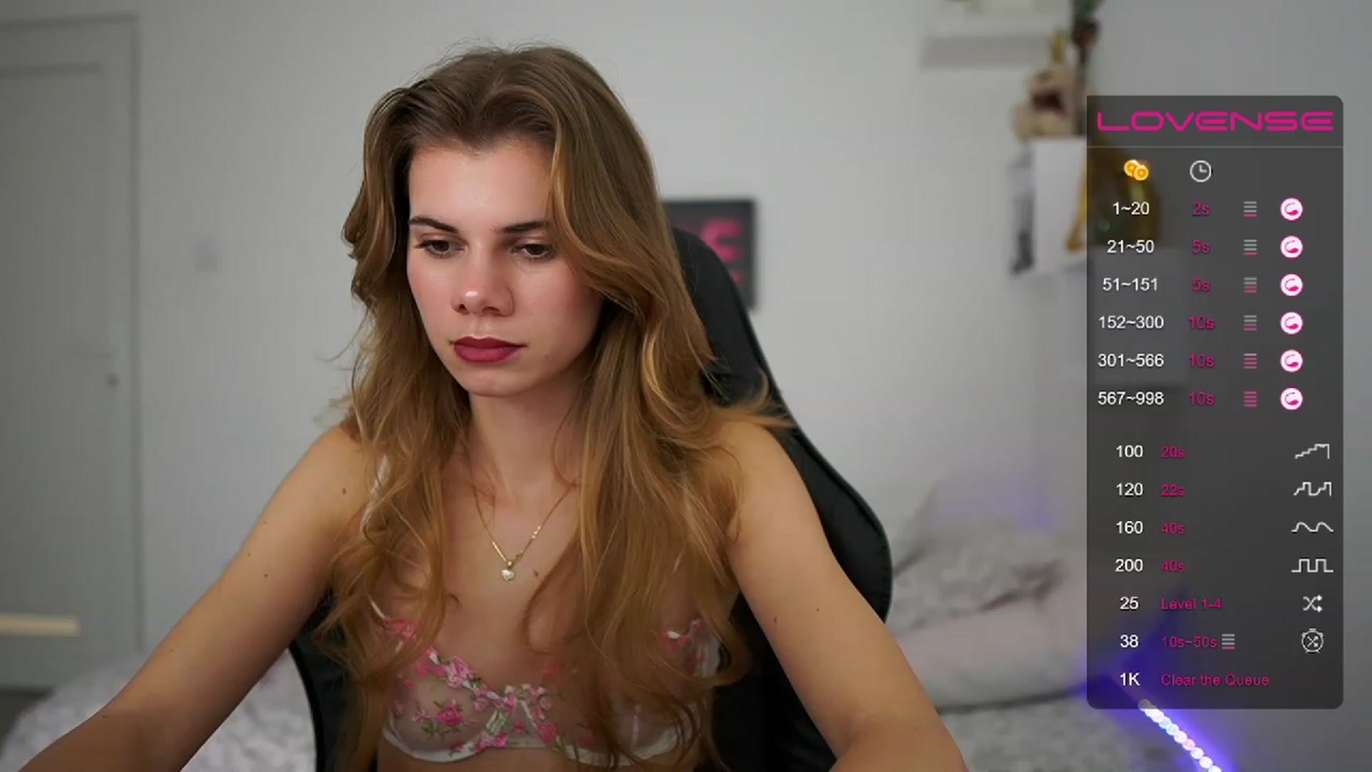 Gallery image thumbnail from RileyReid_18's myfreecams stream on, 01/31/2023, 15:27 image 9 of 20