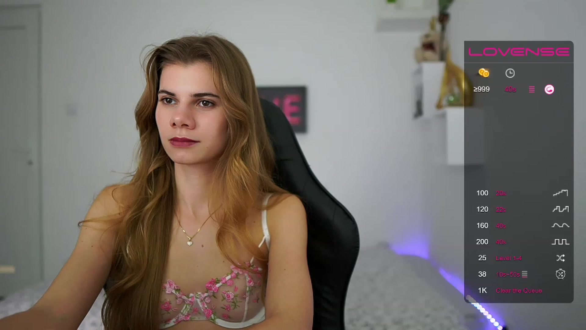 Gallery image thumbnail from RileyReid_18's myfreecams stream on, 01/31/2023, 18:43 image 18 of 20