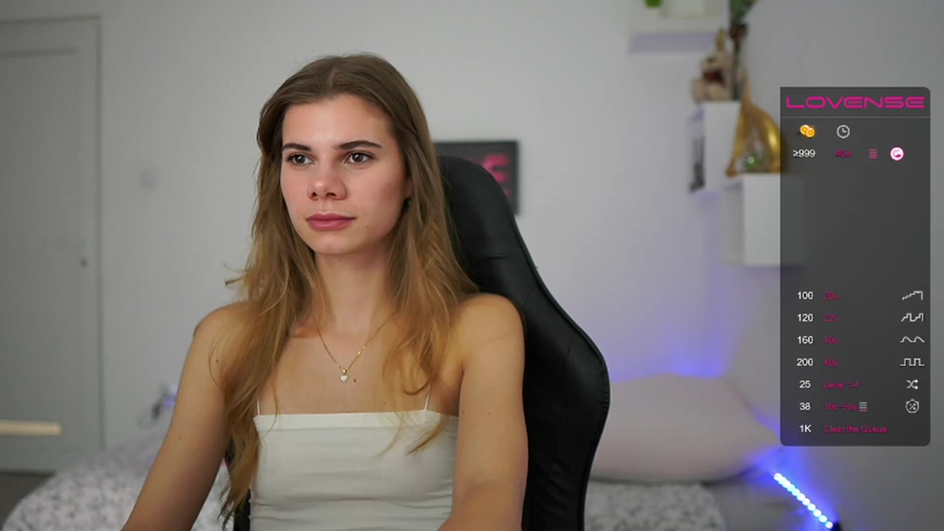 Gallery image thumbnail from RileyReid_18's myfreecams stream on, 02/02/2023, 16:01 image 4 of 20