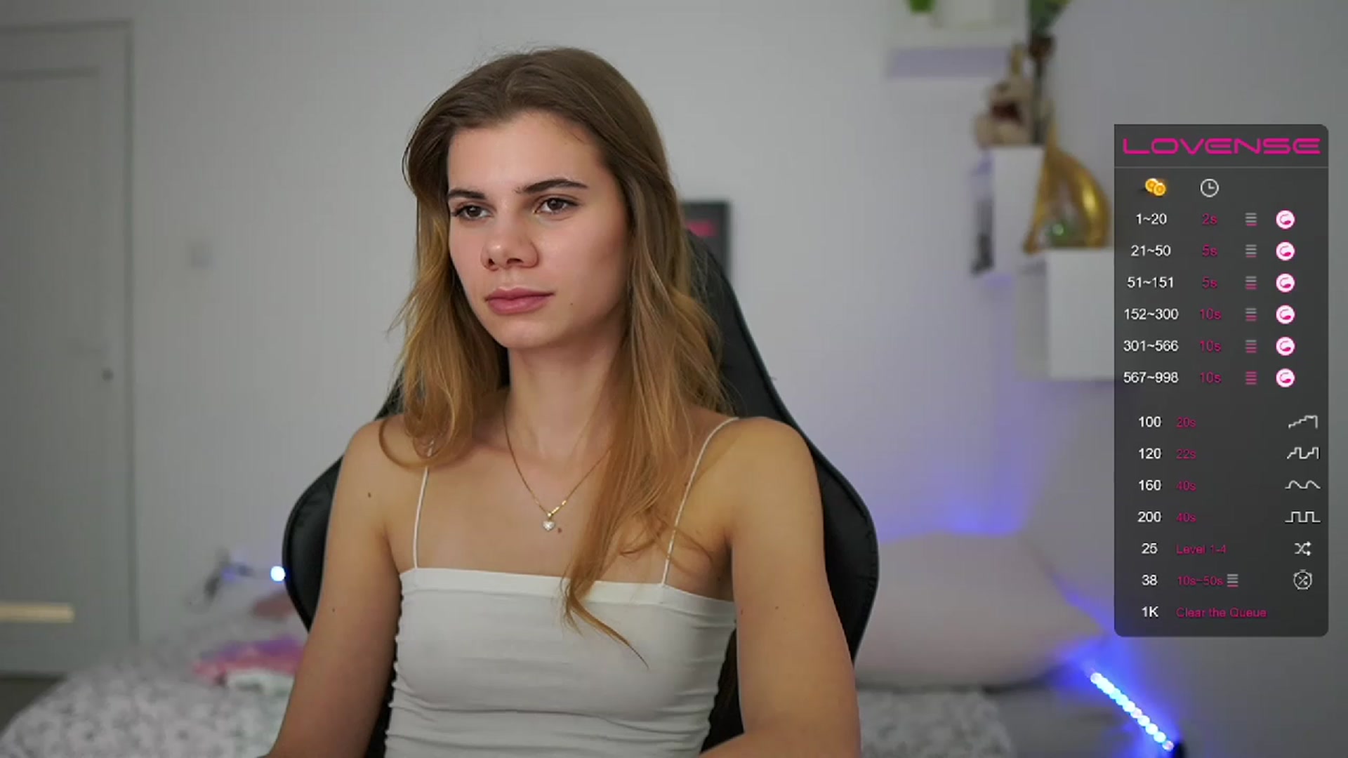 Gallery image thumbnail from RileyReid_18's myfreecams stream on, 02/02/2023, 16:43 image 15 of 20
