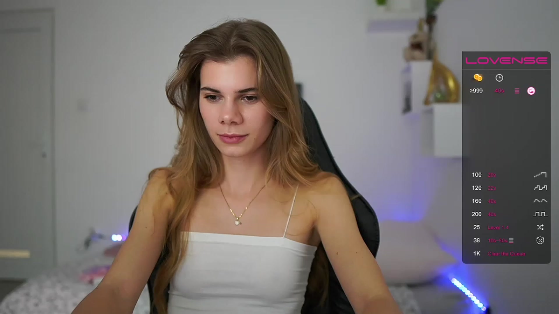 Gallery image thumbnail from RileyReid_18's myfreecams stream on, 02/02/2023, 16:43 image 1 of 20