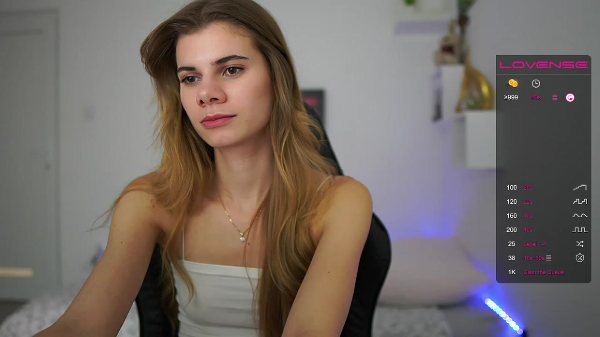 Gallery image thumbnail from RileyReid_18's myfreecams stream on, 02/02/2023, 17:16 image 19 of 20