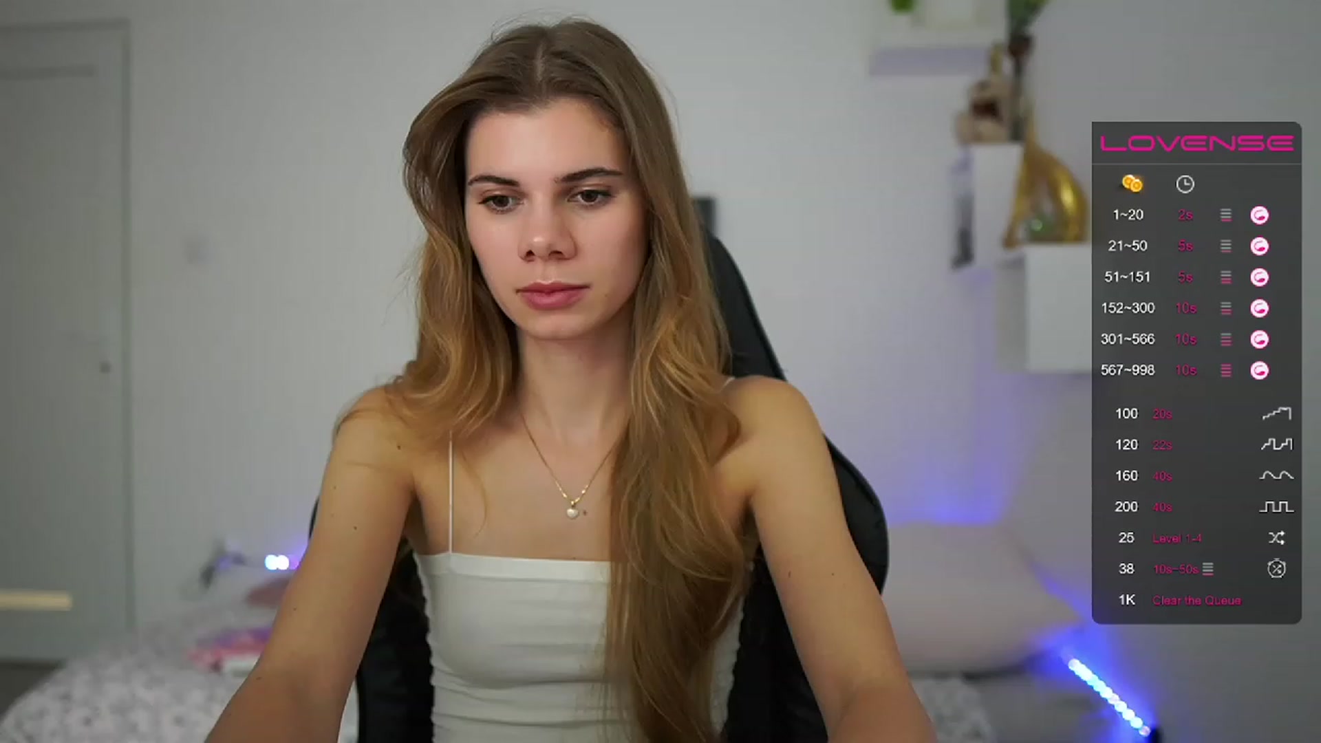 Gallery image thumbnail from RileyReid_18's myfreecams stream on, 02/02/2023, 18:32 image 2 of 20