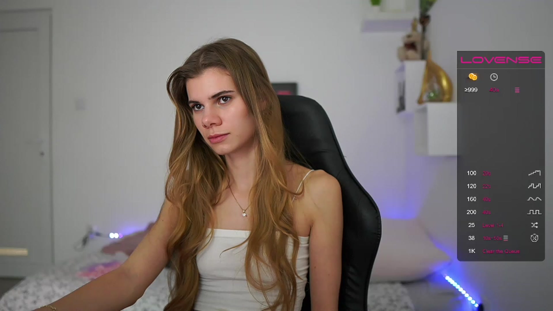 Gallery image thumbnail from RileyReid_18's myfreecams stream on, 02/02/2023, 18:32 image 20 of 20