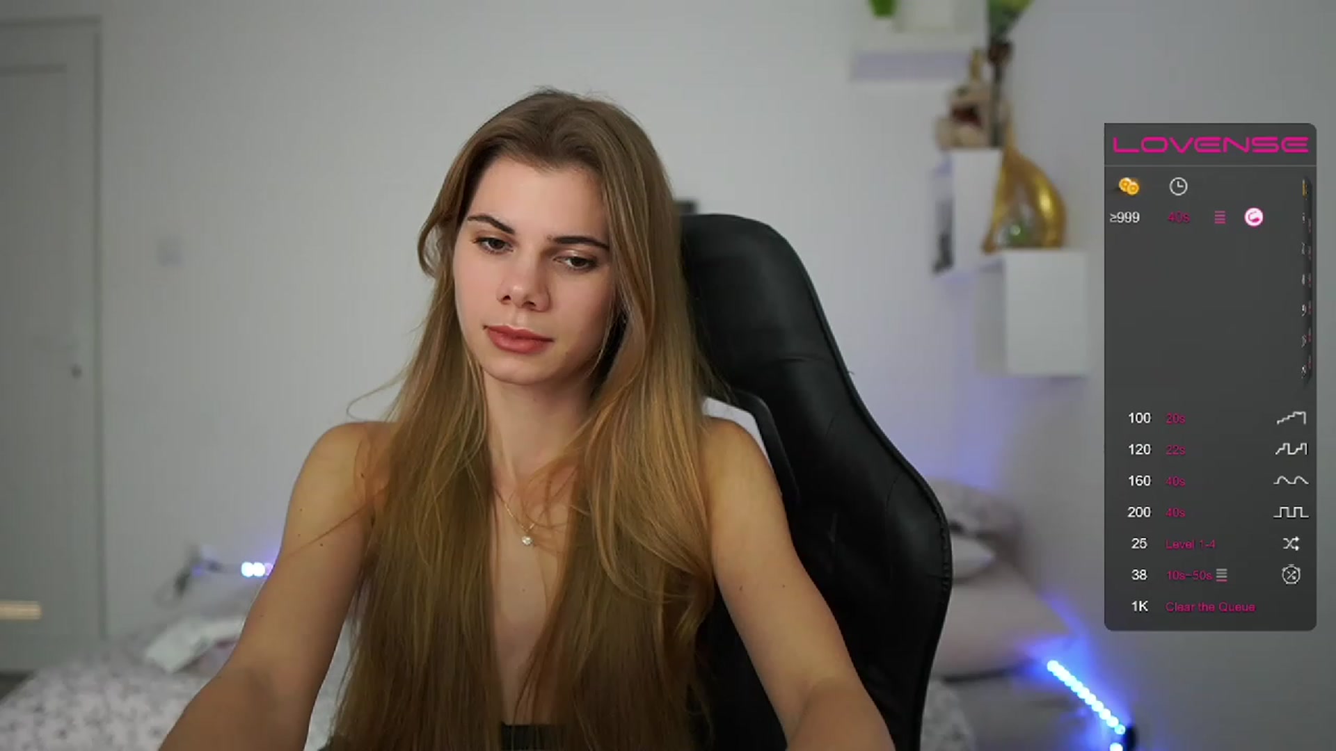 Gallery image thumbnail from RileyReid_18's myfreecams stream on, 02/03/2023, 17:56 image 15 of 20