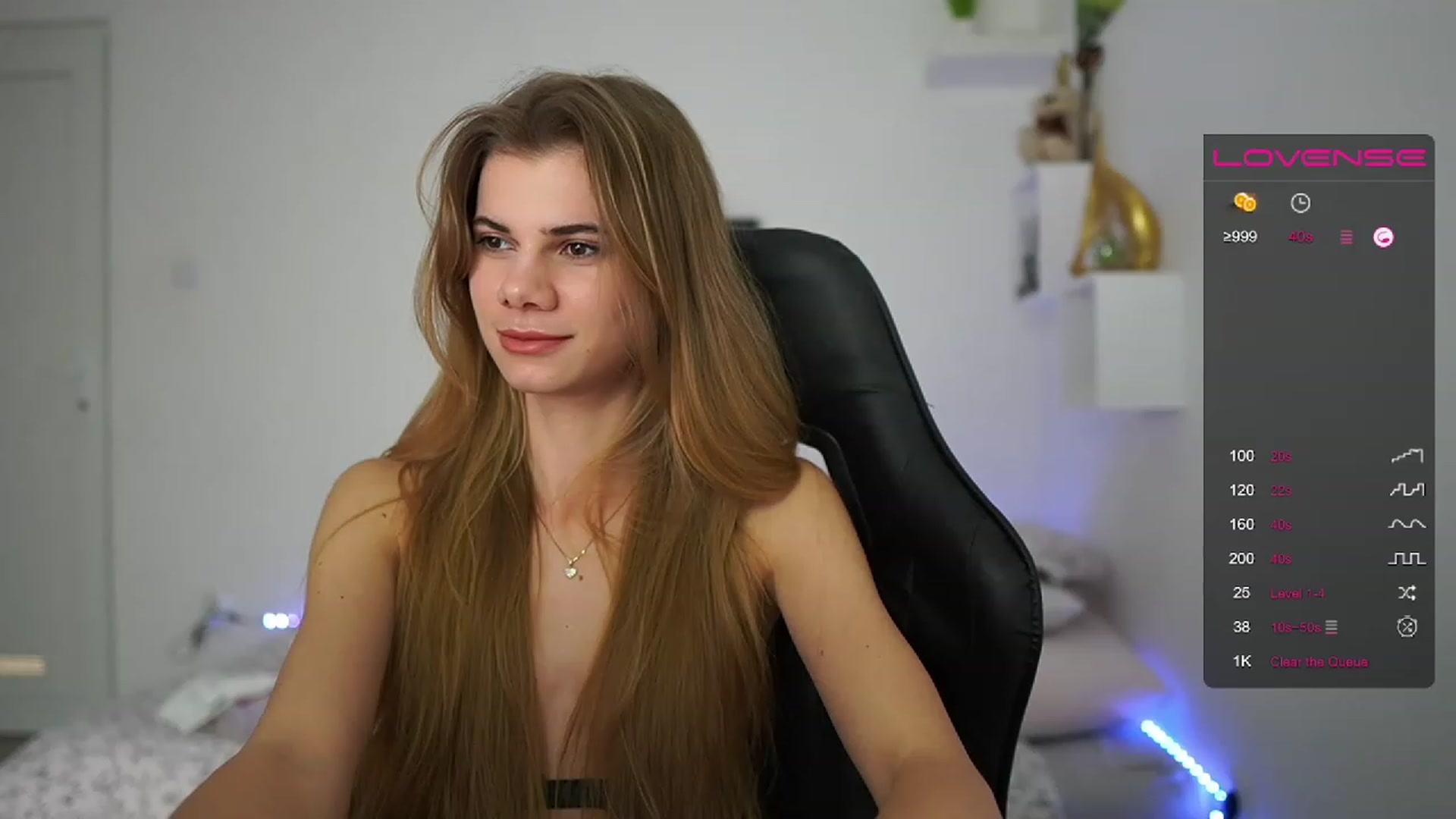 Gallery image thumbnail from RileyReid_18's myfreecams stream on, 02/03/2023, 17:56 image 13 of 20