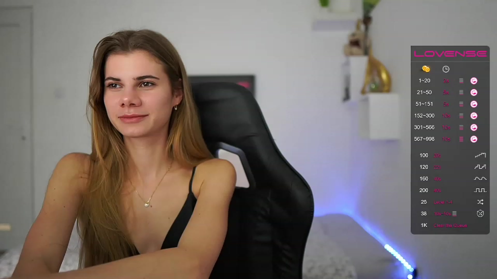 Gallery image thumbnail from RileyReid_18's myfreecams stream on, 02/03/2023, 19:56 image 4 of 20