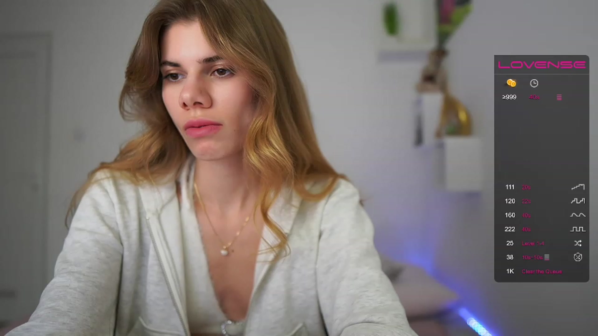 Gallery image thumbnail from RileyReid_18's myfreecams stream on, 02/05/2023, 14:23 image 1 of 20