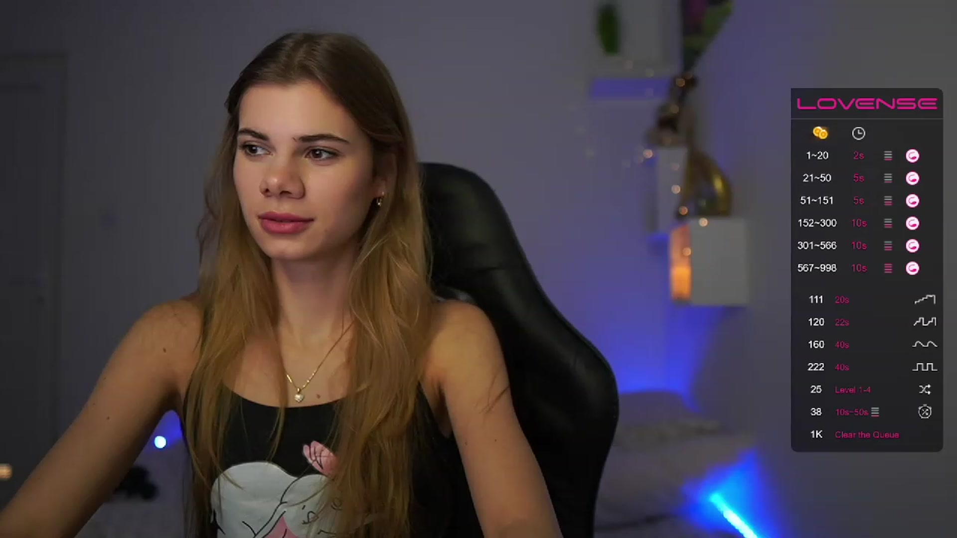 Gallery image thumbnail from RileyReid_18's myfreecams stream on, 02/09/2023, 14:41 image 7 of 20