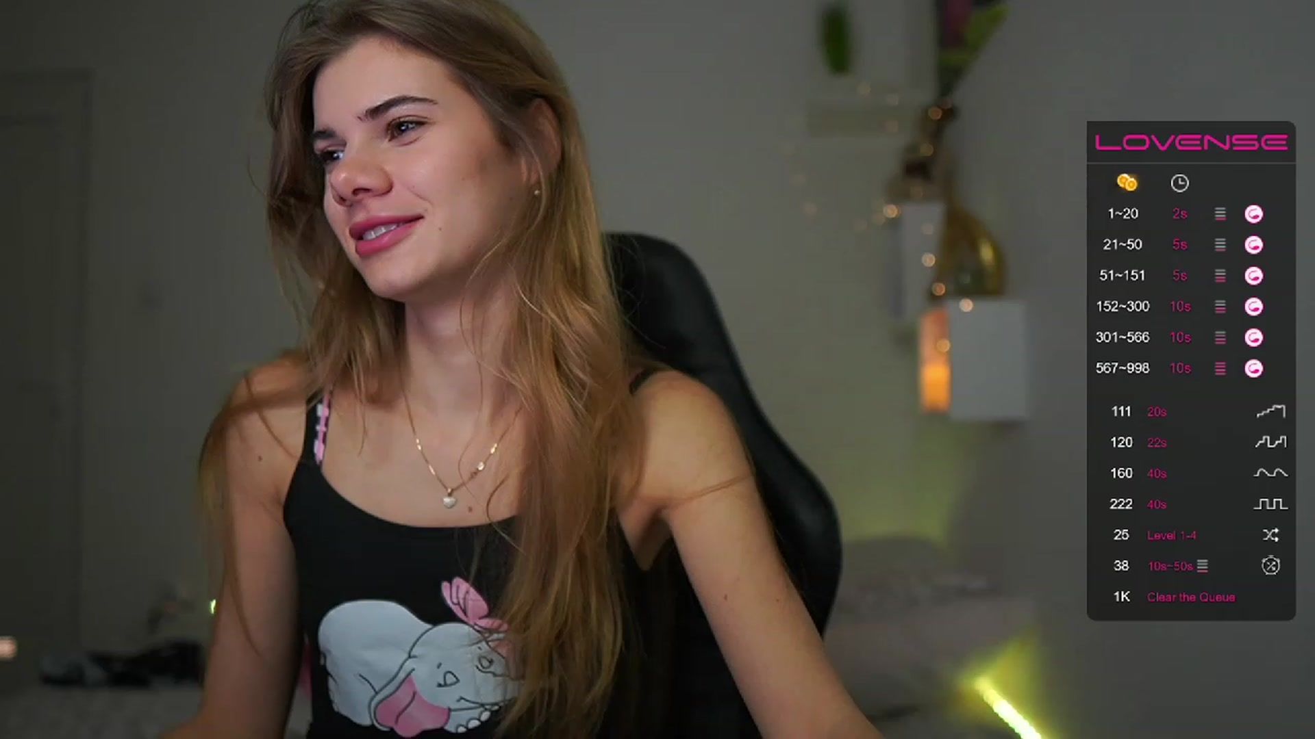 Gallery image thumbnail from RileyReid_18's myfreecams stream on, 02/09/2023, 14:41 image 6 of 20