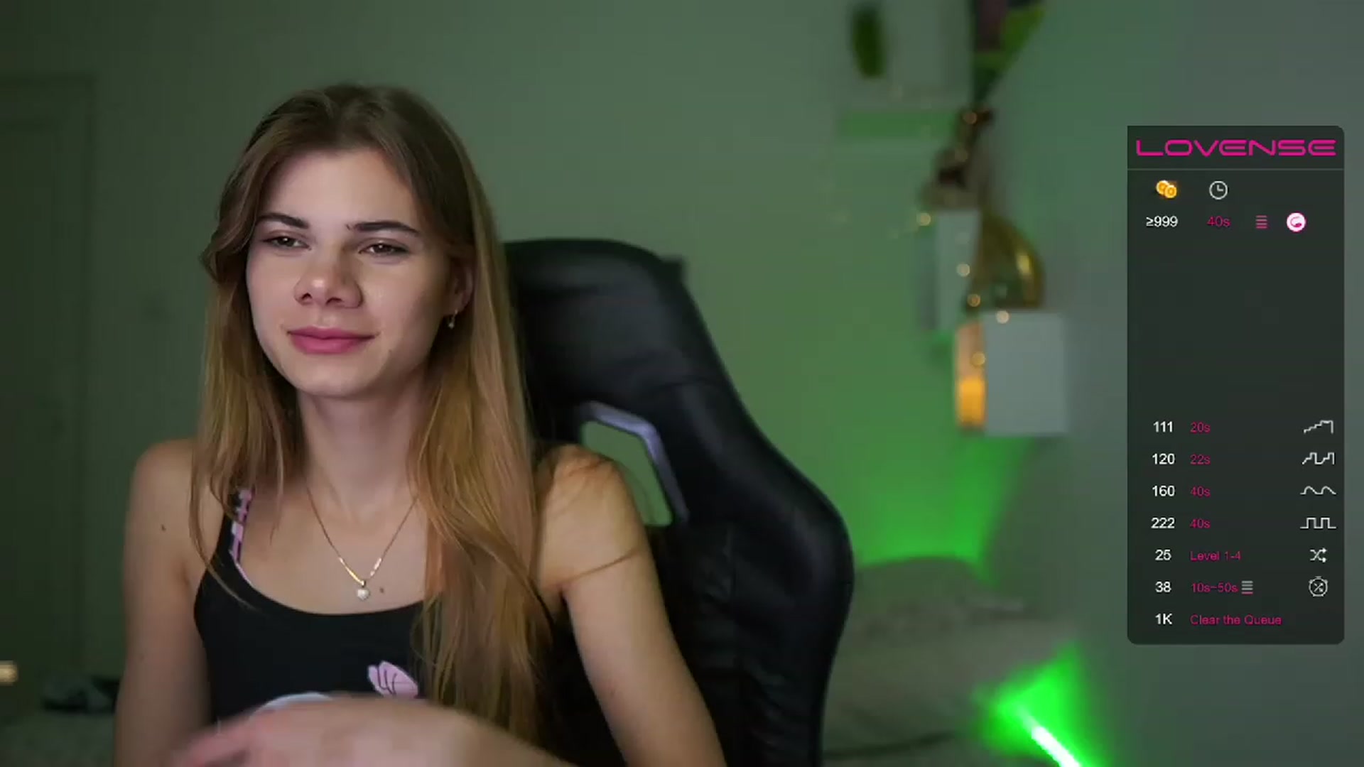 Gallery image thumbnail from RileyReid_18's myfreecams stream on, 02/09/2023, 14:41 image 12 of 20