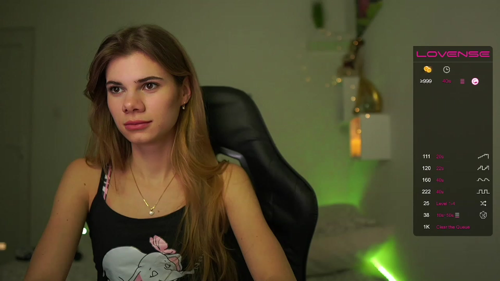 Gallery image thumbnail from RileyReid_18's myfreecams stream on, 02/09/2023, 14:41 image 8 of 20