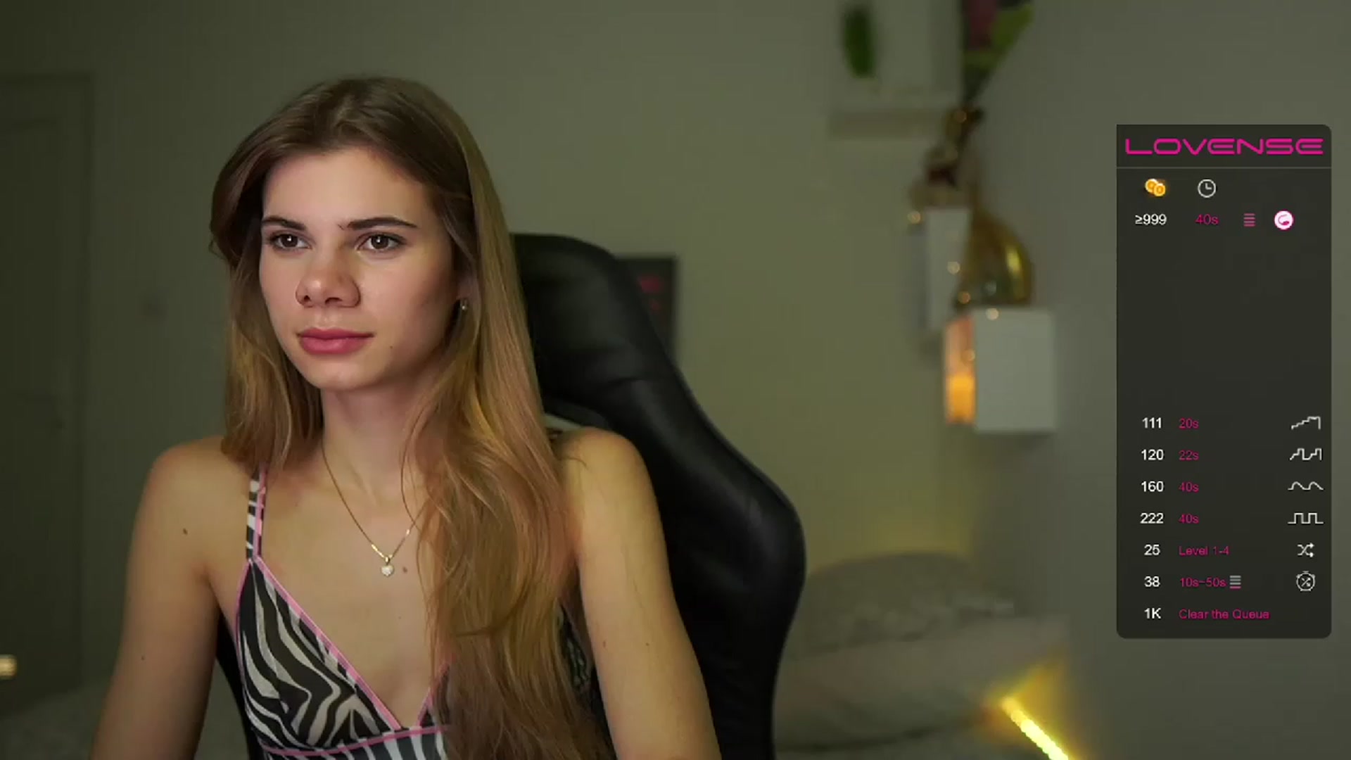 Gallery image thumbnail from RileyReid_18's myfreecams stream on, 02/09/2023, 15:18 image 7 of 20