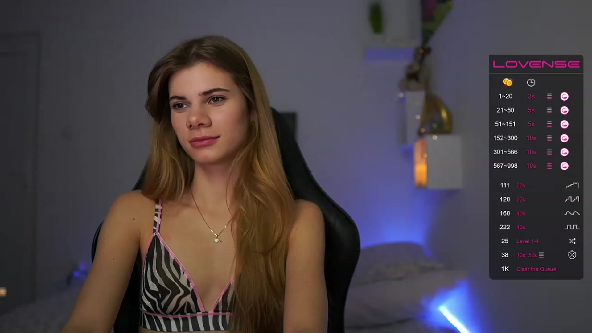 Gallery image thumbnail from RileyReid_18's myfreecams stream on, 02/09/2023, 15:18 image 4 of 20