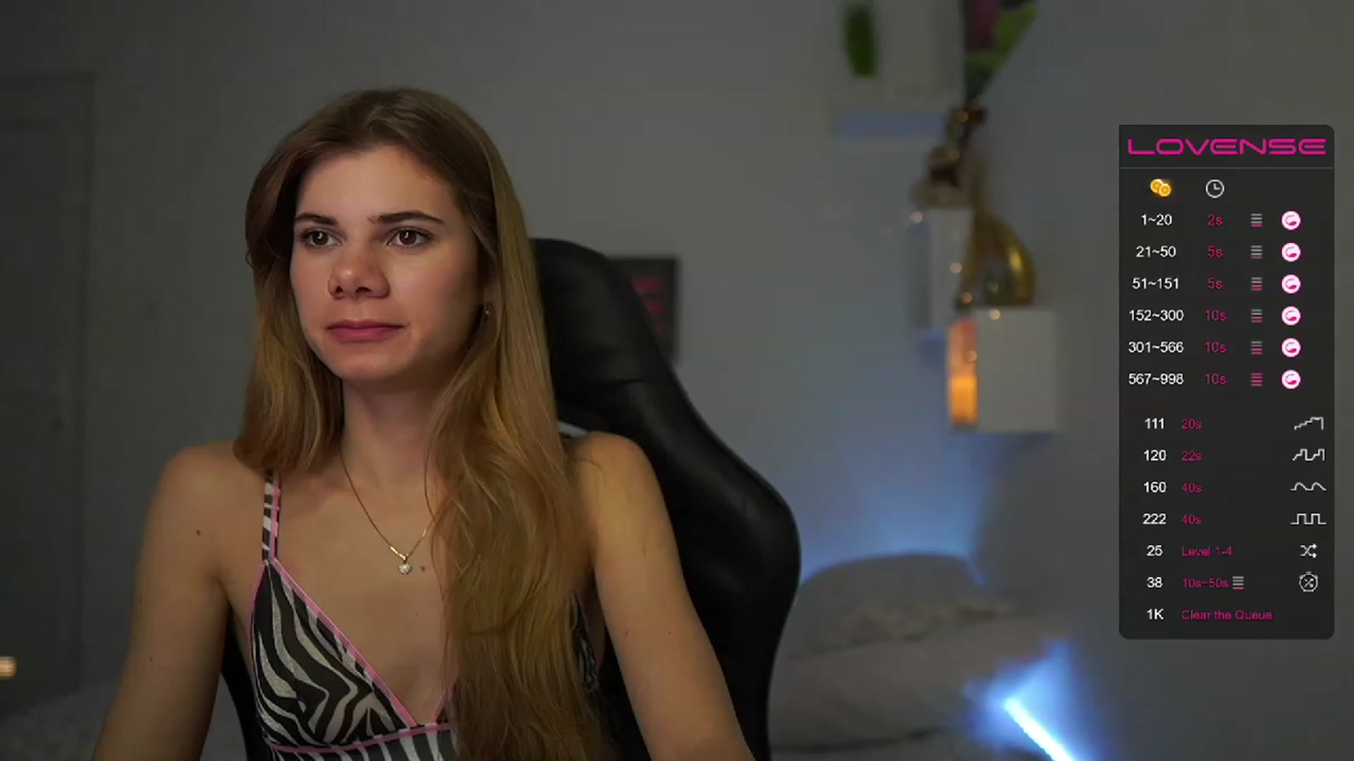 Gallery image thumbnail from RileyReid_18's myfreecams stream on, 02/09/2023, 15:18 image 9 of 20