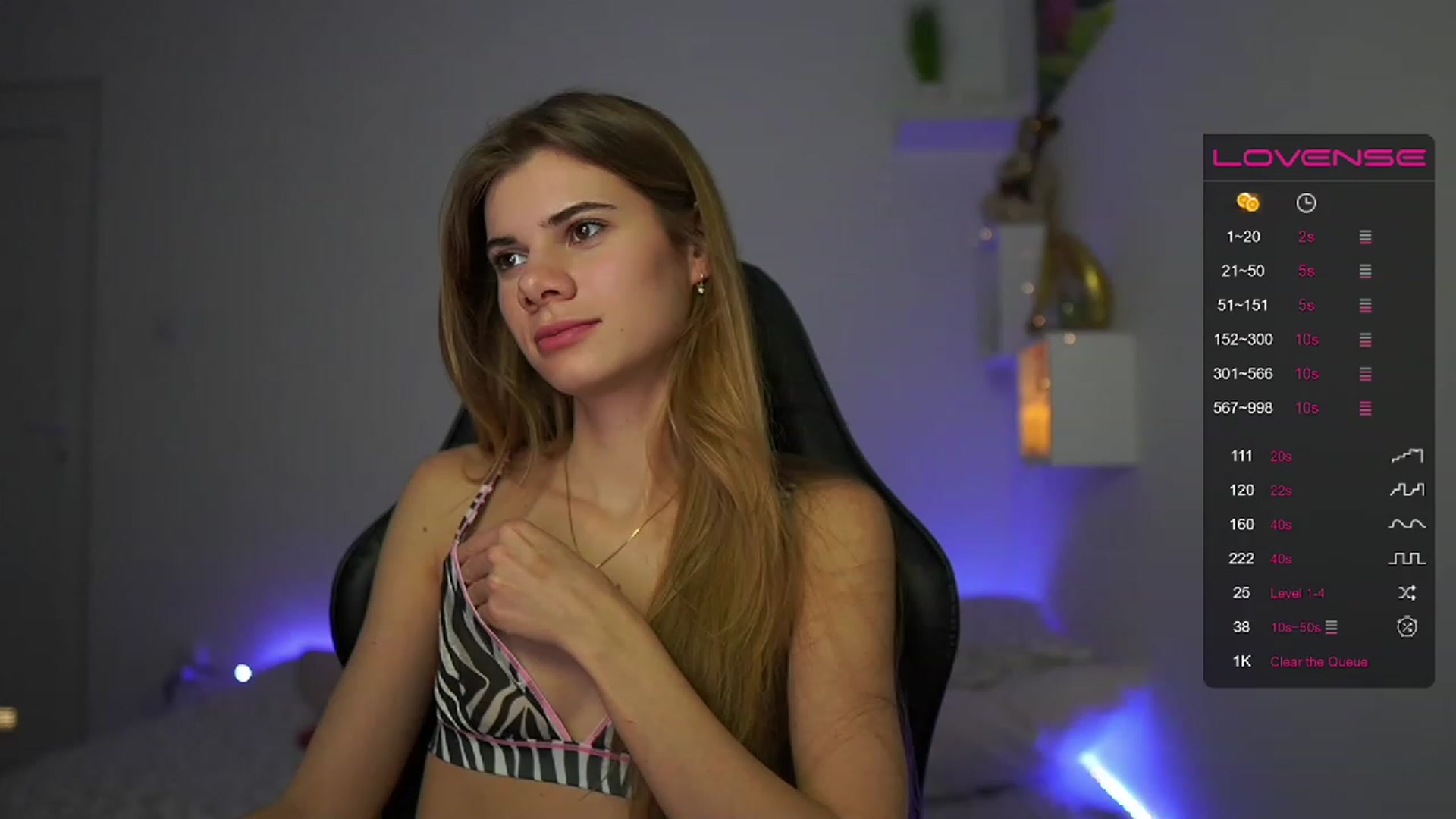Gallery image thumbnail from RileyReid_18's myfreecams stream on, 02/09/2023, 16:34 image 2 of 20