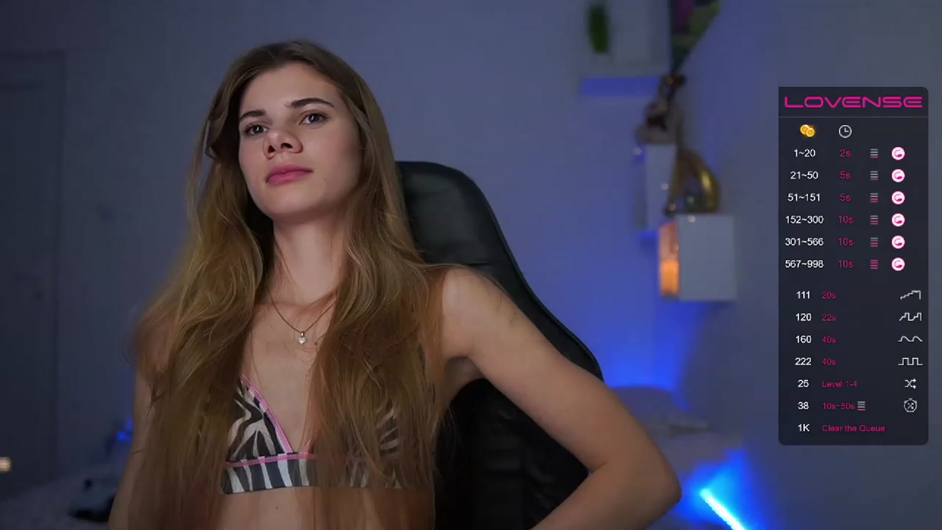 Gallery image thumbnail from RileyReid_18's myfreecams stream on, 02/09/2023, 16:34 image 13 of 20