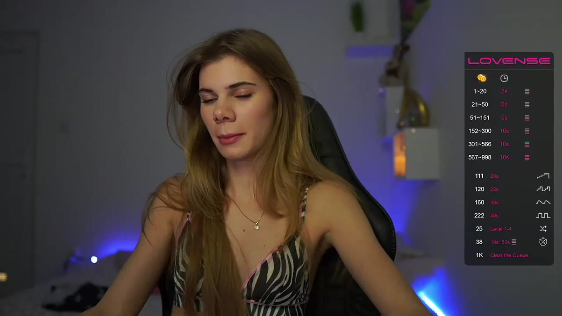Gallery image thumbnail from RileyReid_18's myfreecams stream on, 02/09/2023, 16:34 image 18 of 20