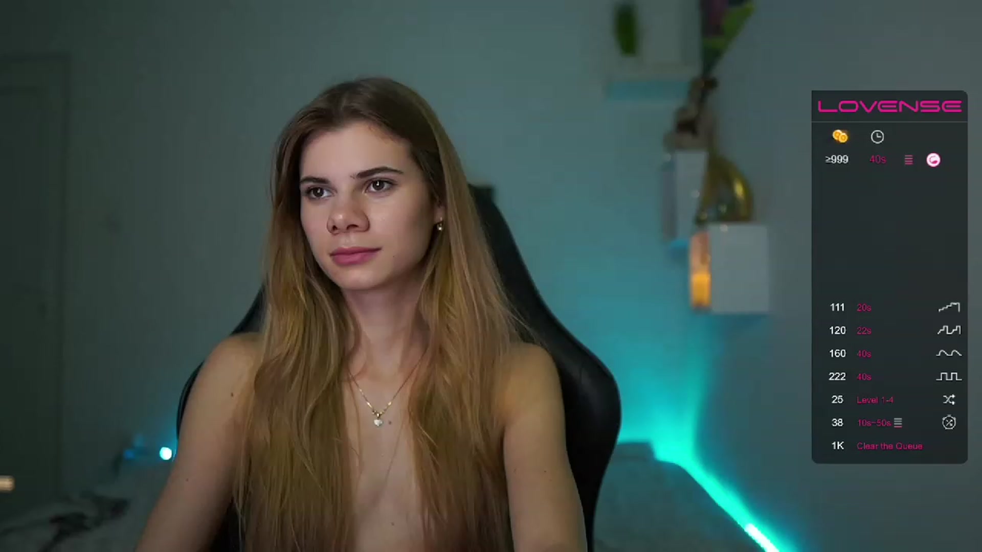 Gallery image thumbnail from RileyReid_18's myfreecams stream on, 02/09/2023, 19:02 image 6 of 20