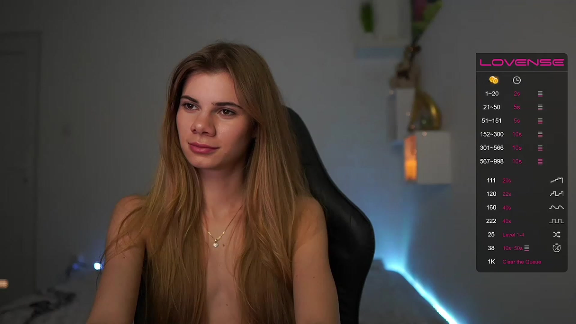 Gallery image thumbnail from RileyReid_18's myfreecams stream on, 02/09/2023, 19:02 image 4 of 20