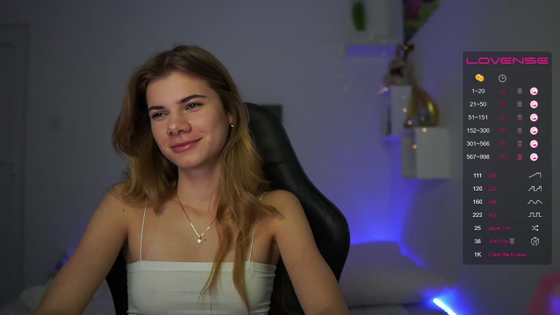 Gallery image thumbnail from RileyReid_18's myfreecams stream on, 02/12/2023, 13:49 image 18 of 20