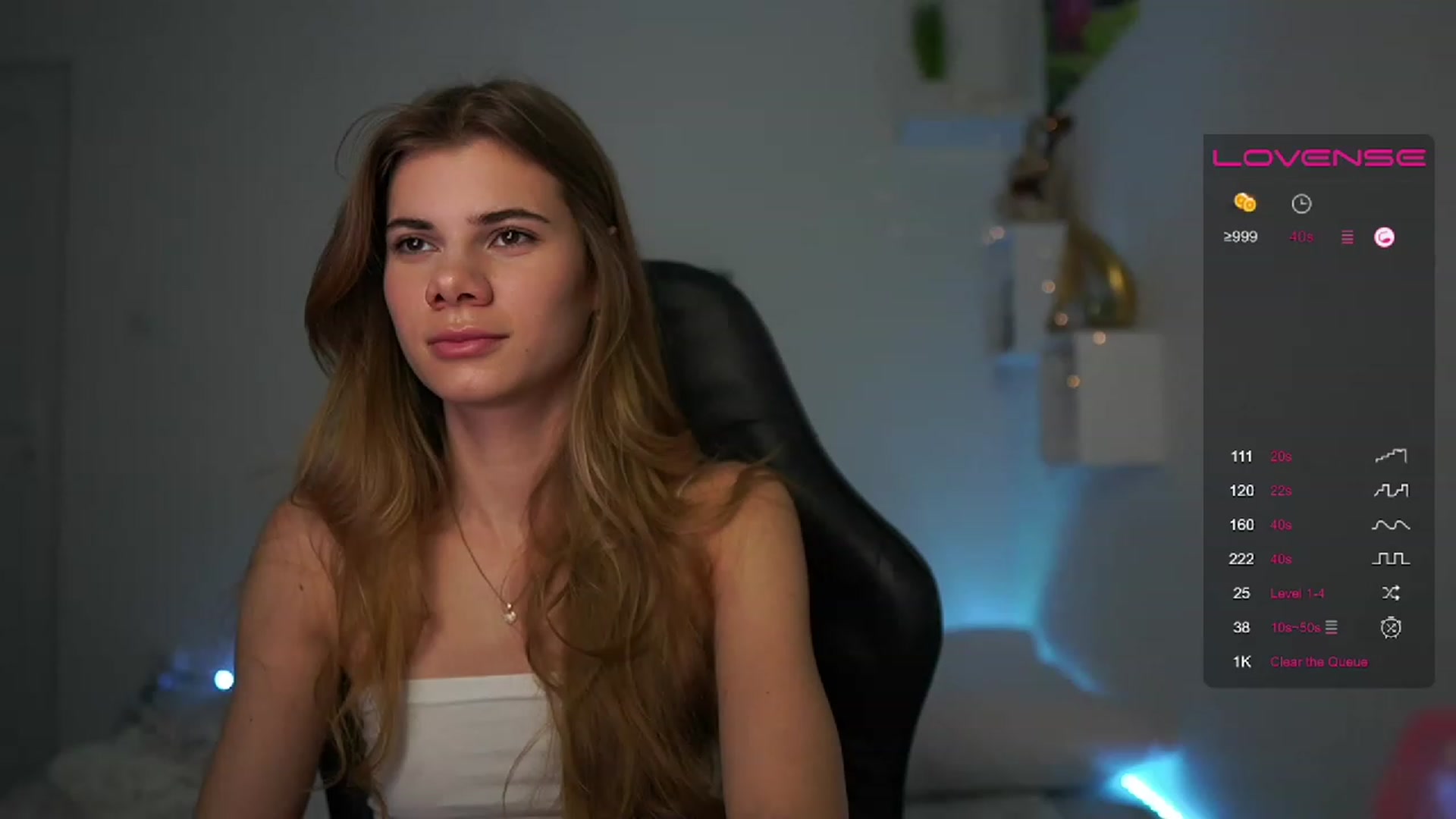 Gallery image thumbnail from RileyReid_18's myfreecams stream on, 02/12/2023, 14:47 image 6 of 20